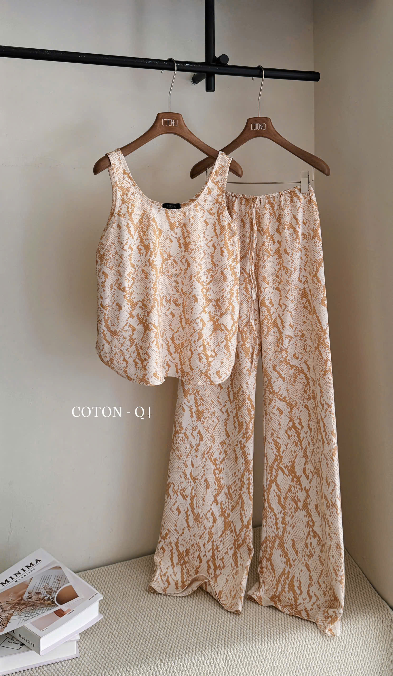 Set áo lụa + quần ( NU )_thumbnail_4