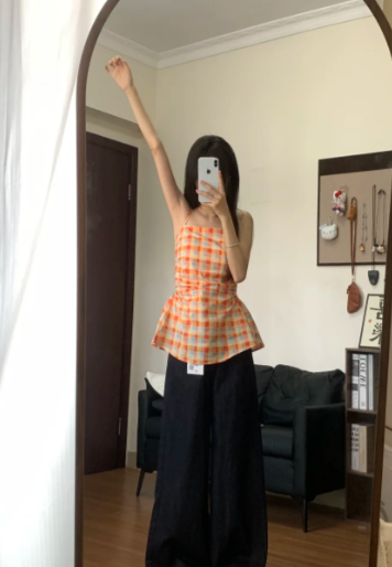 Lucas - Áo 2 dây ngực ngang vải caro xếp rúm 2 bên eo