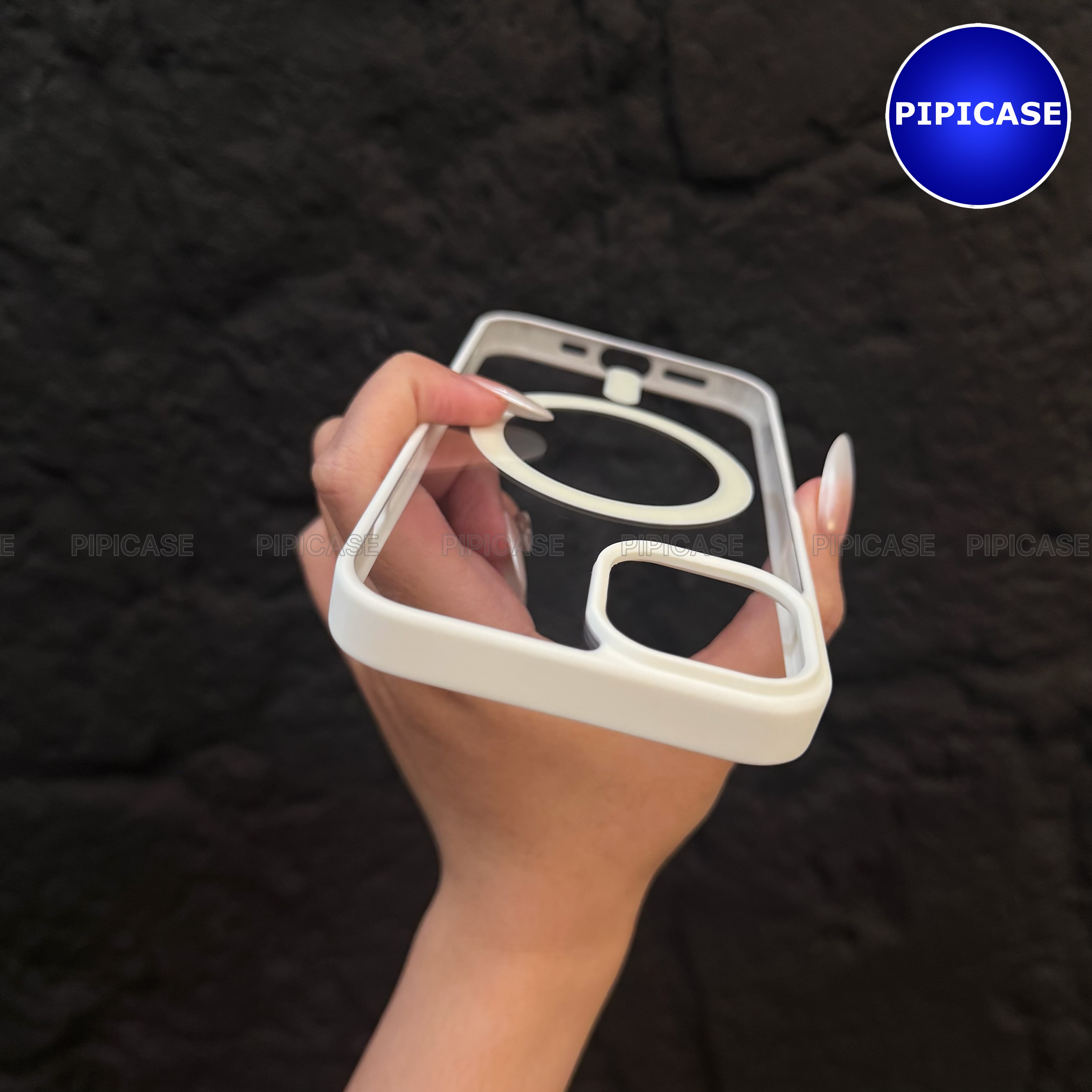 Ốp Lưng iPhone 15 - Chic - Trắng_thumbnail_7