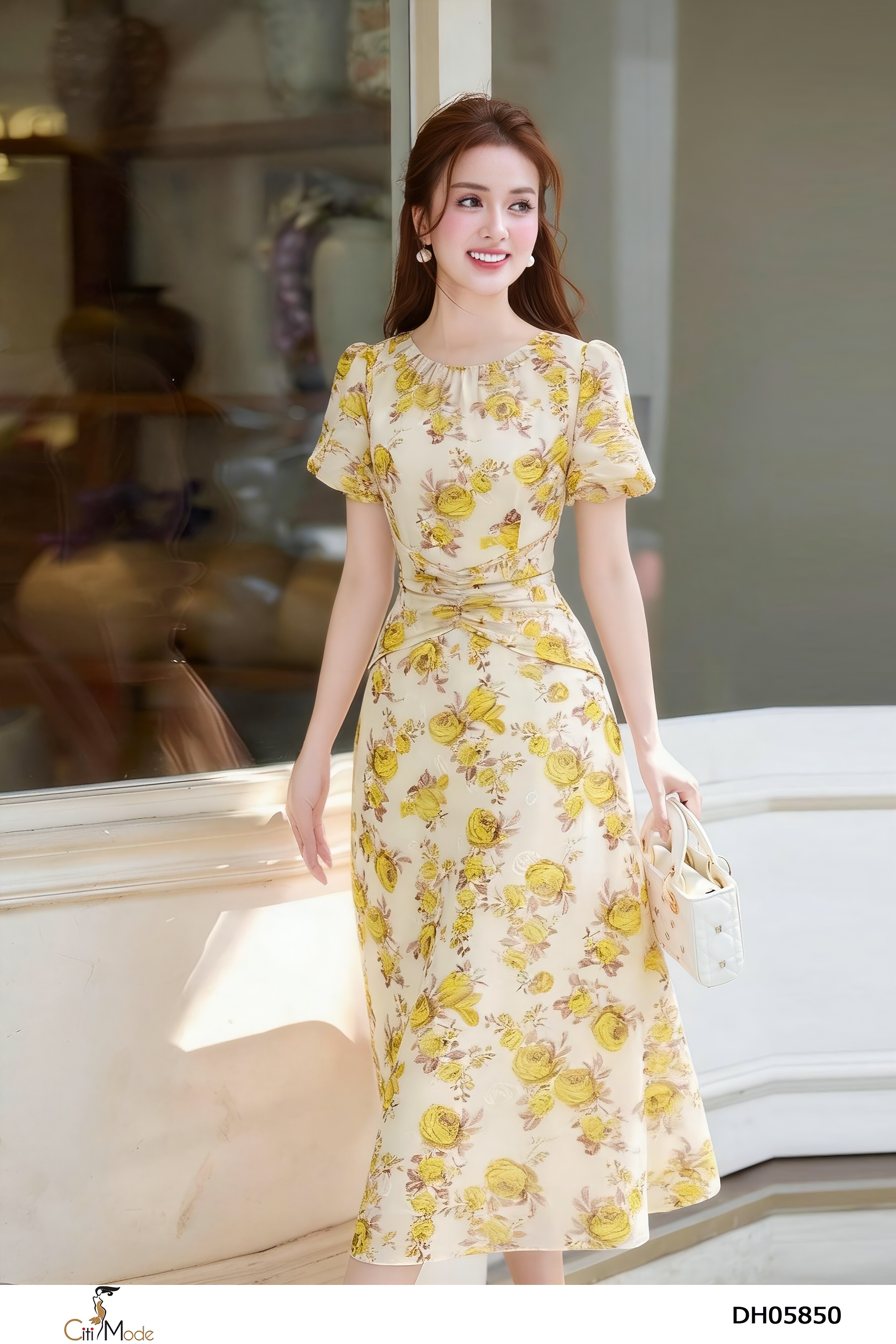 Đầm xòe cổ nhún eo, tay cọc vai bồng