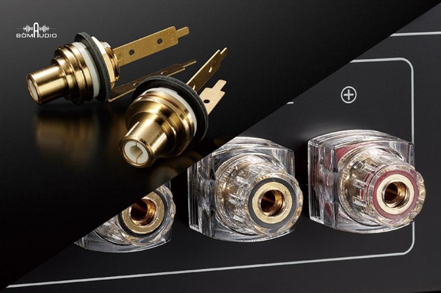 Luxman L-507Z cung cấp nhiều tùy chọn kết nối 