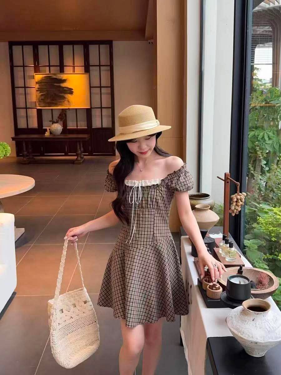 Lucas - Váy caro cổ vuông dáng ngắn xòe A viền ngực trắng buộc nơ_thumbnail_7