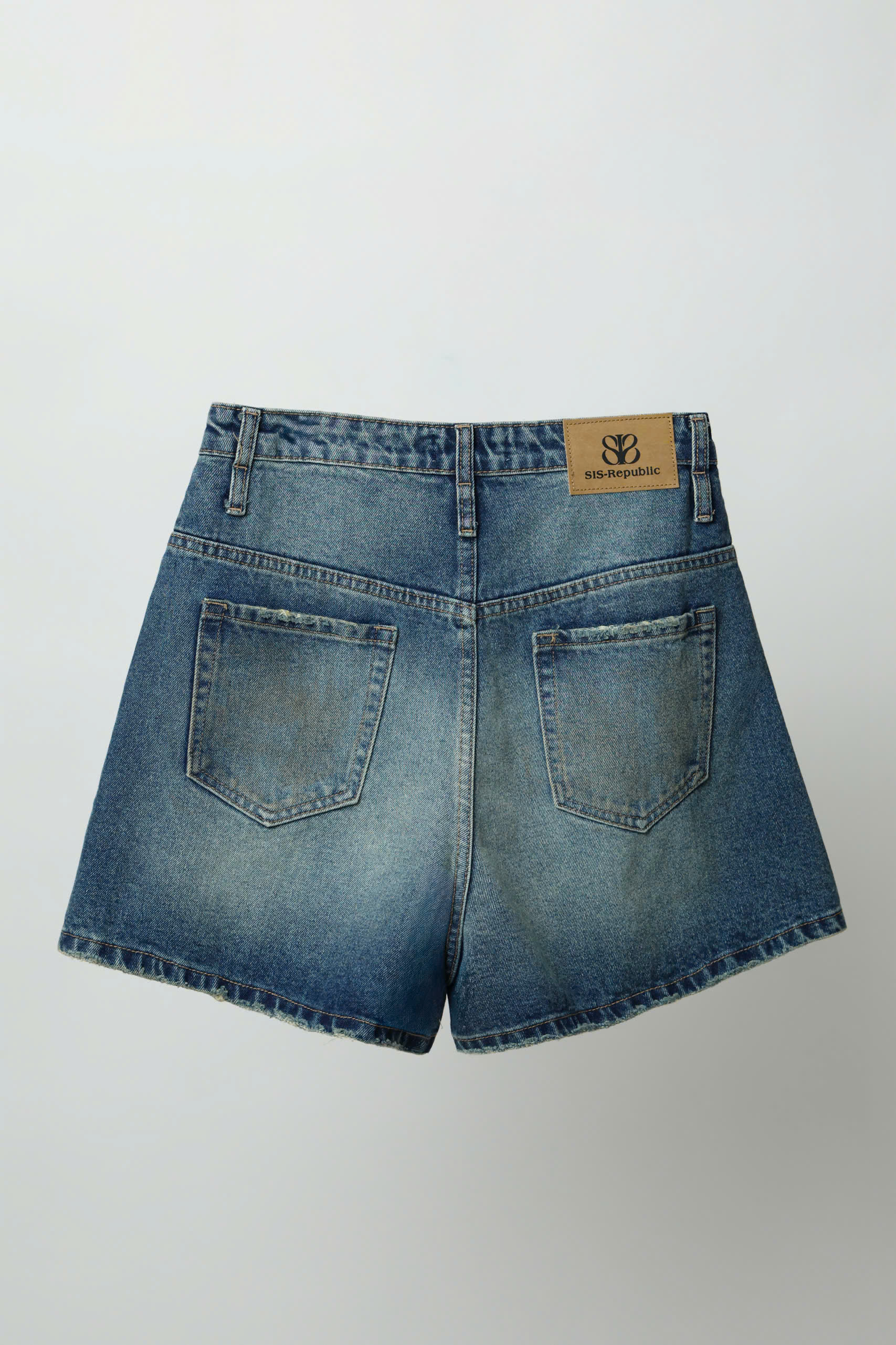 QUAN SHORT JEAN