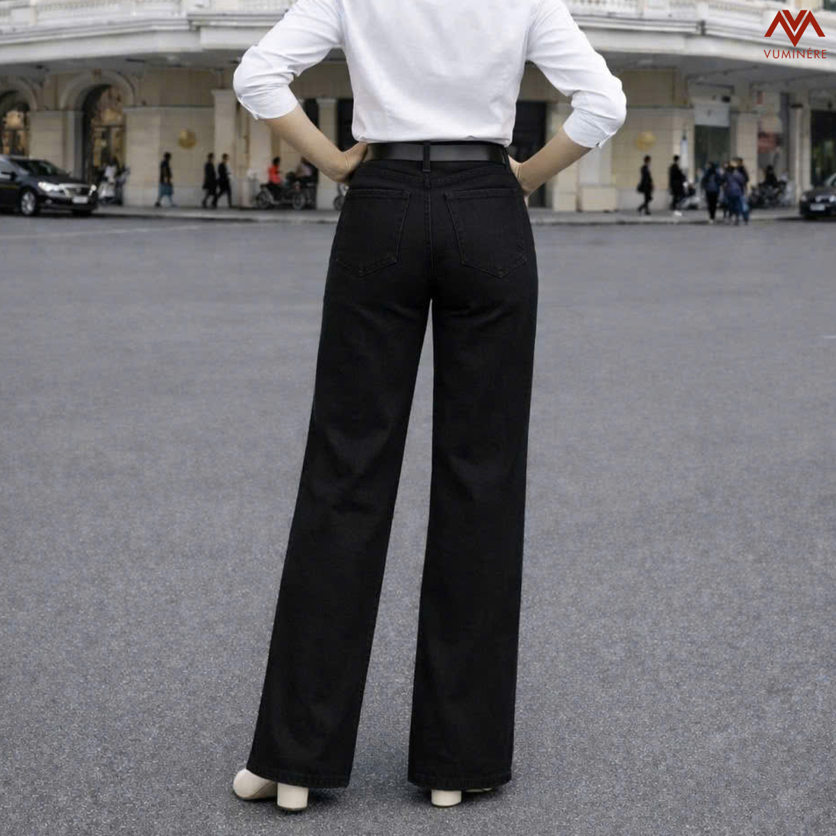 Quần Jeans nữ VUMINÉRE - Flared Jeans dáng loe nhẹ, mang đến vẻ ngoài thời thượng và Retro