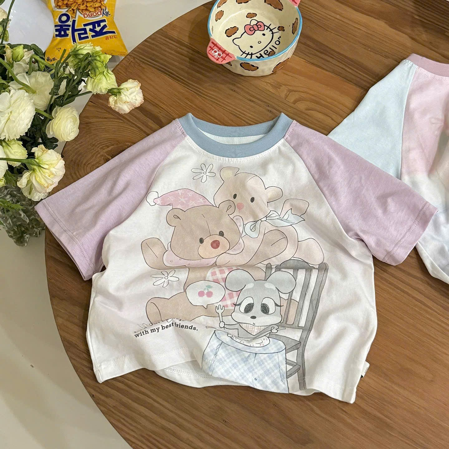 DX13 - Áo thun màu kem hoạ tiết chuột và gấu hãng DXJ (sz 90-130)