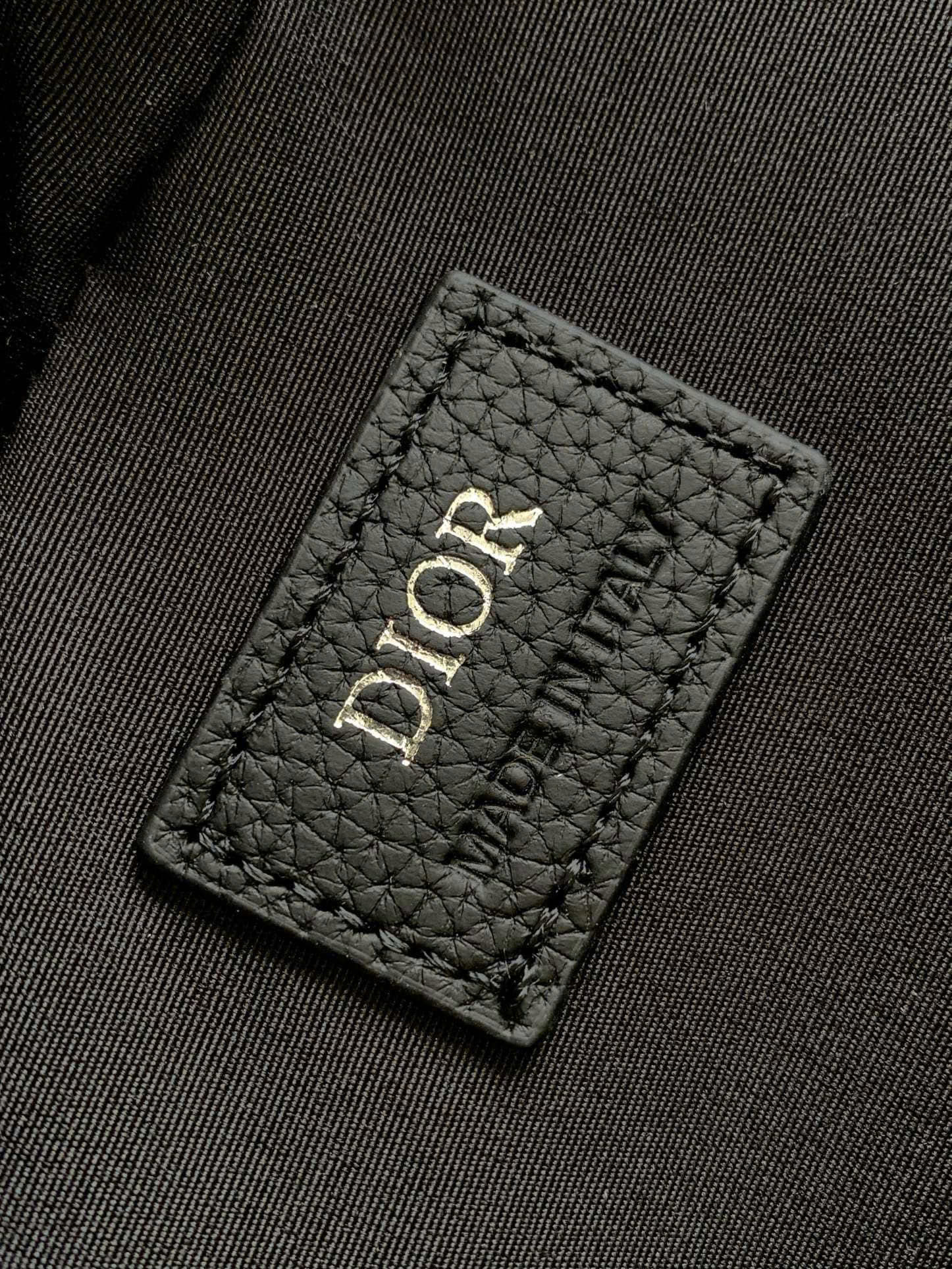 Túi đeo Dior Safari Bag With Strap_thumbnail_6