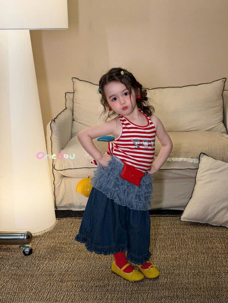 OD20 - Áo thun sát nách kẻ đỏ hoạ tiết kitty hãng One Dou