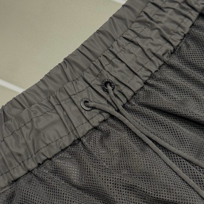 Short Moncler Đen_thumbnail_4