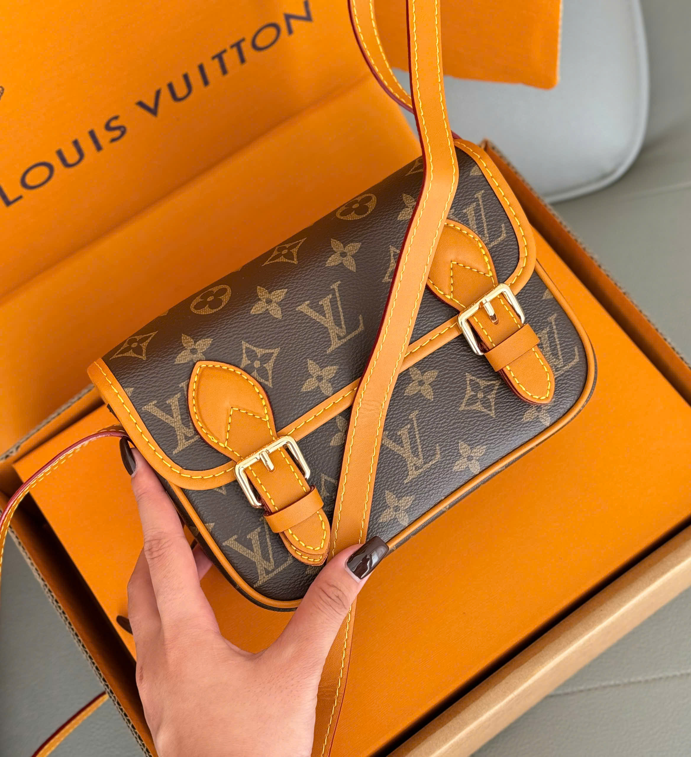 Túi Đeo Louis Vuitton Satchel G69 _thumbnail_5