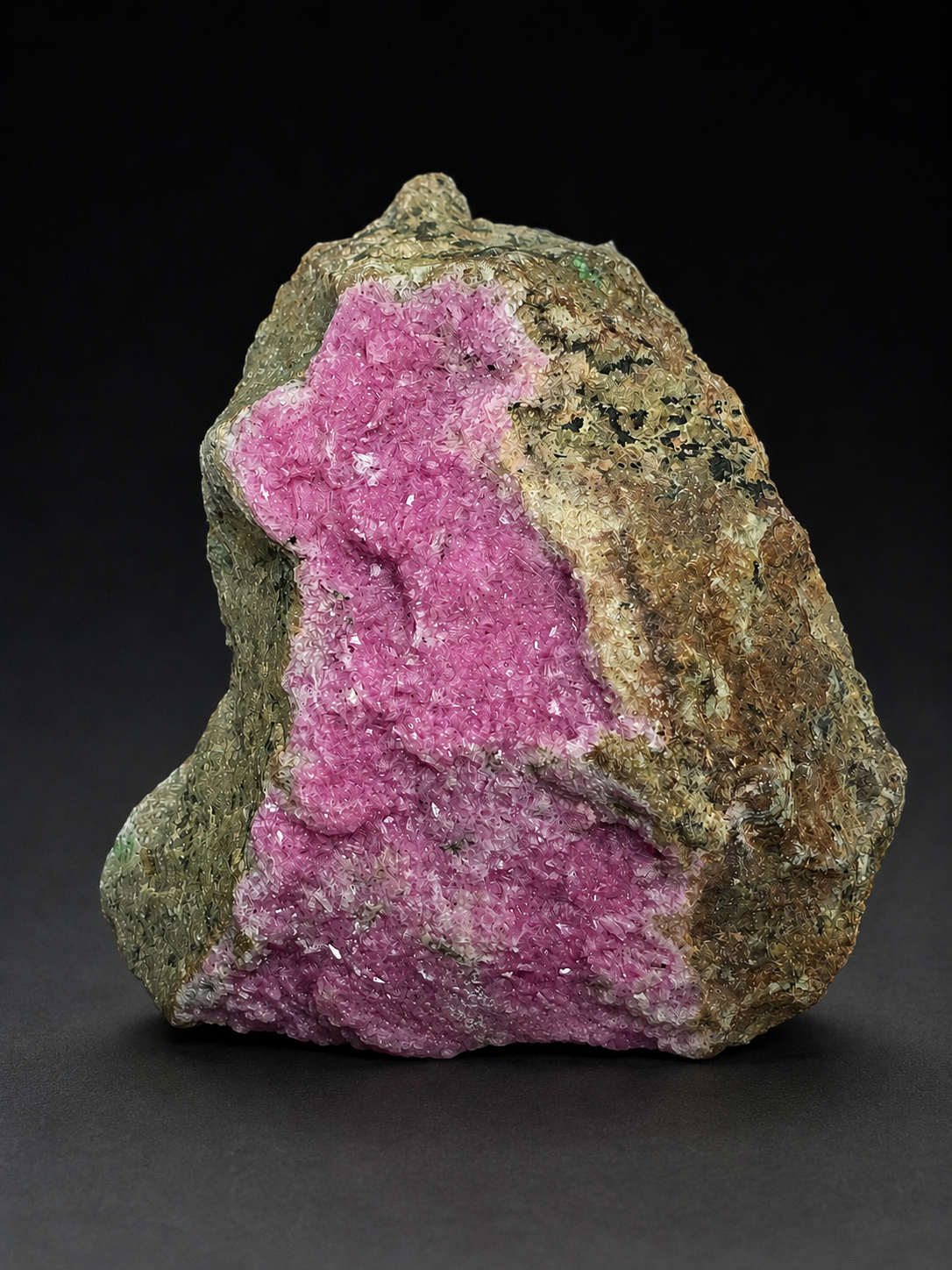 Tinh Thể Calcite Mang Cobalt (Cobalto / Cobaltoan Calcite) - CHDC Congo