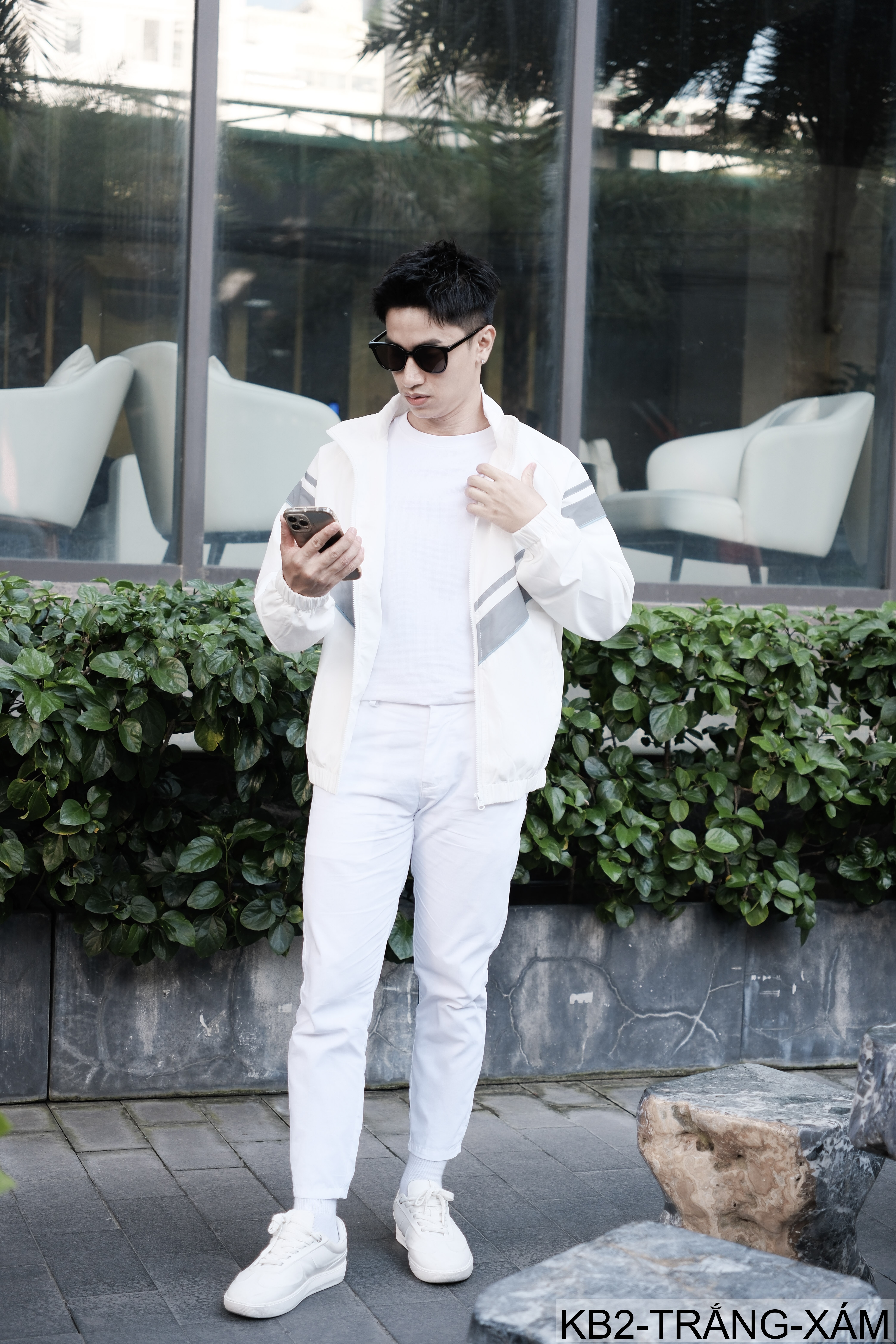 KB2 - Áo khoác nam cổ bẻ phong cách Hong Kong, form rộng, in họa tiết sọc V thời trang_thumbnail_6