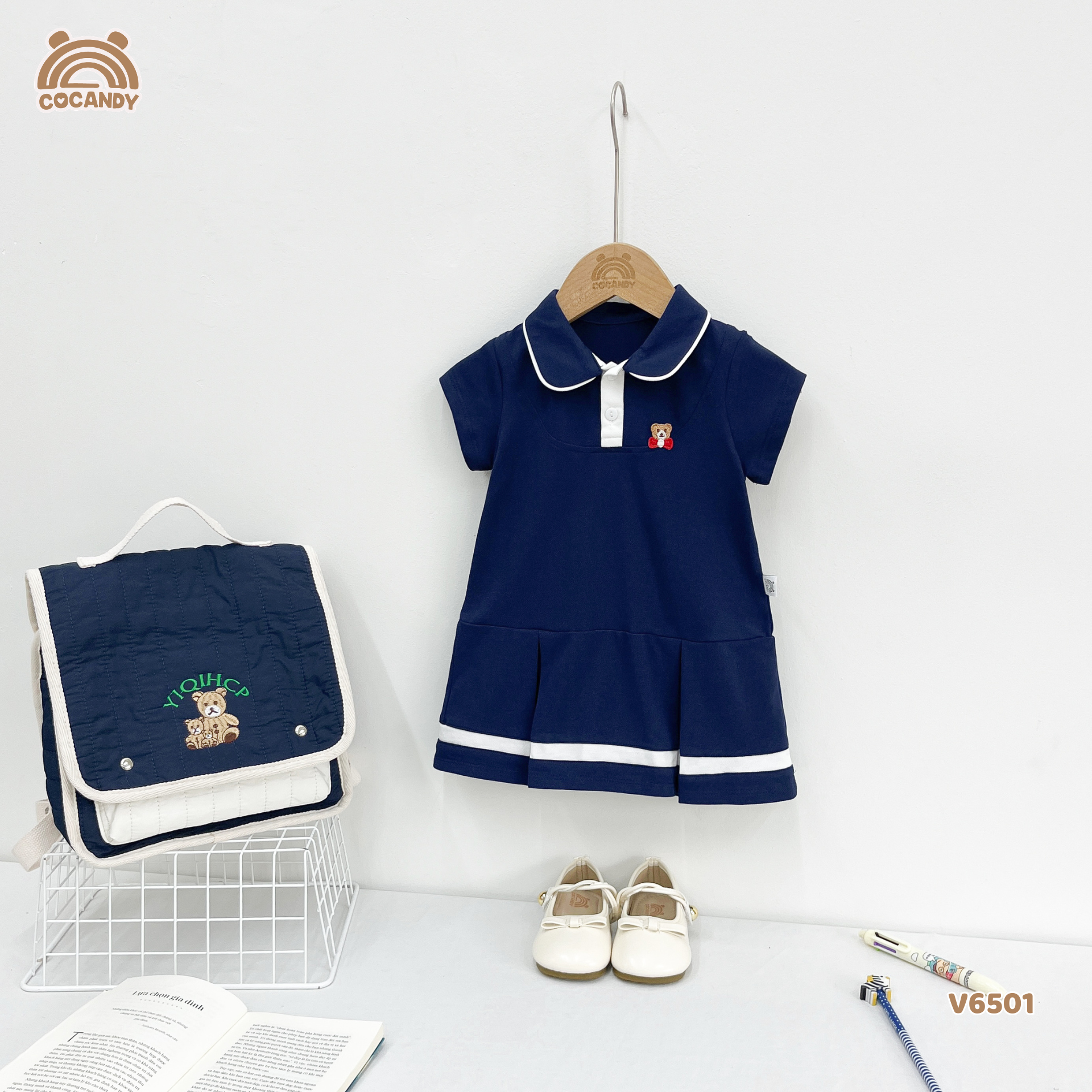 Váy cộc XANH NAVY cổ sen tag gấu_thumbnail_5