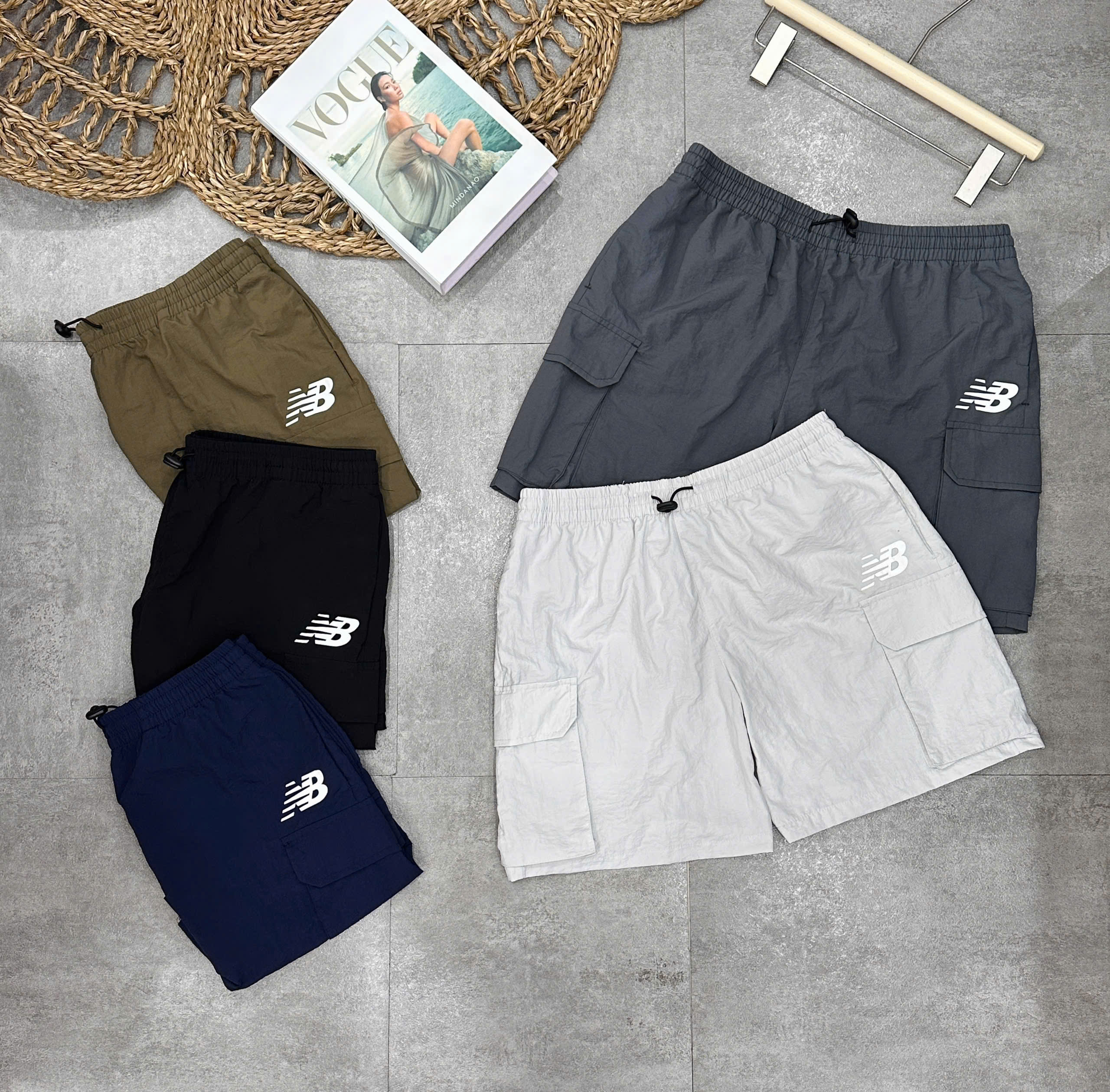 Q417 QUAN NU NB_thumbnail_3