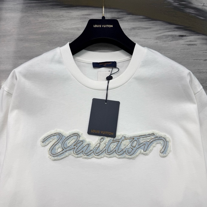 Phông LV_thumbnail_5