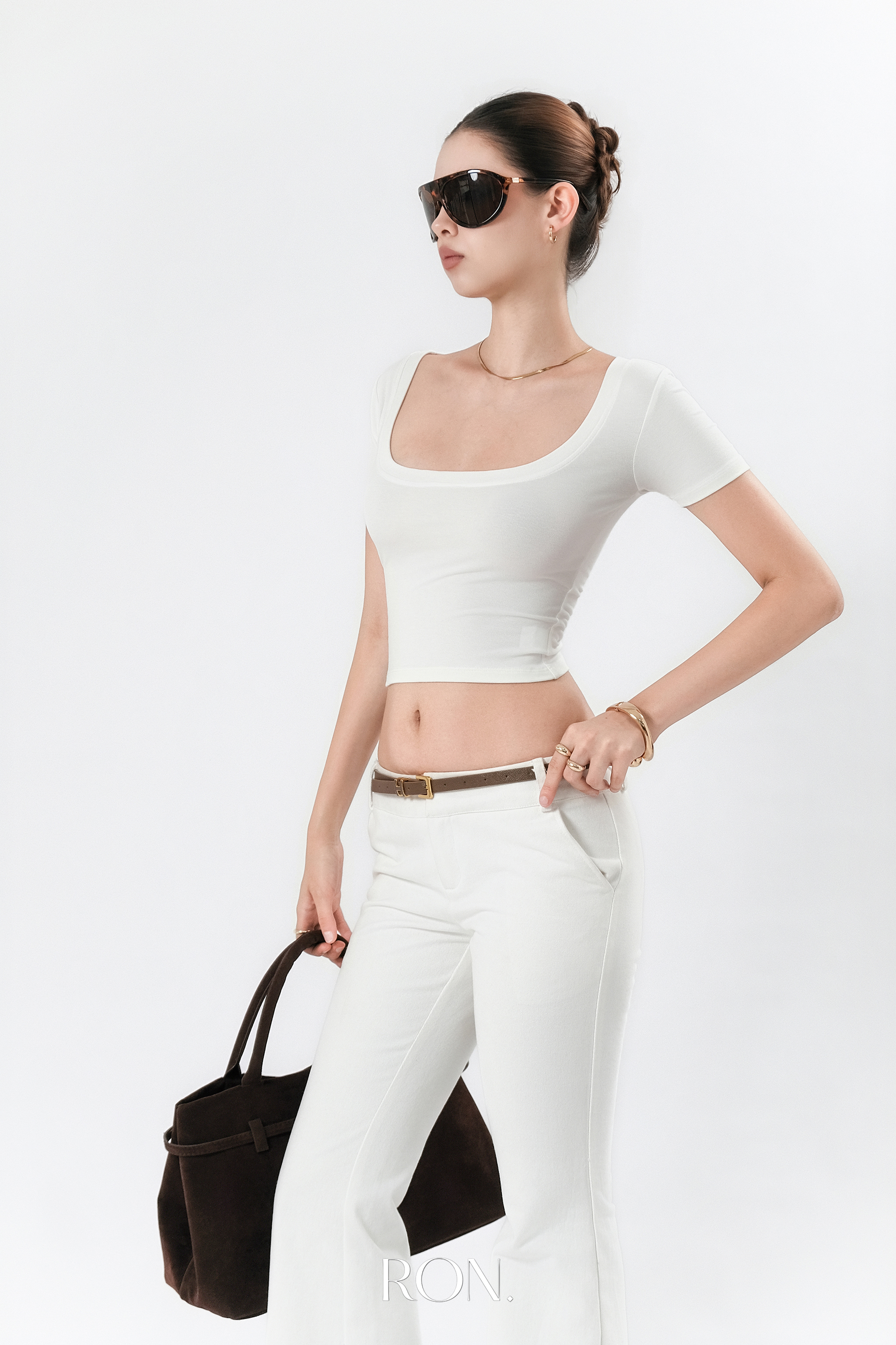 Áo cổ chữ U_thumbnail_3