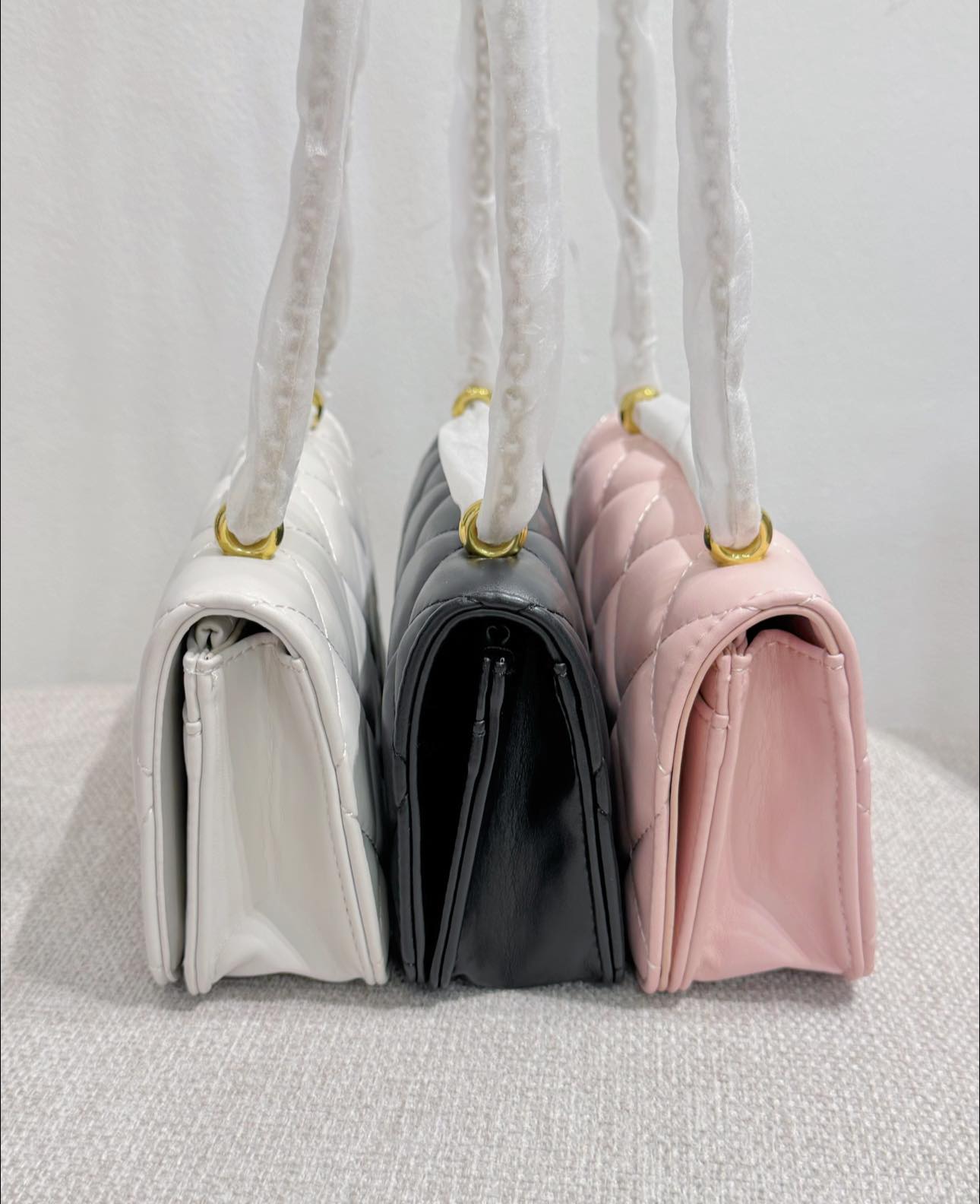 E619 TÚI DA HỒNG KẸP NÁCH CHARLES & KEITH