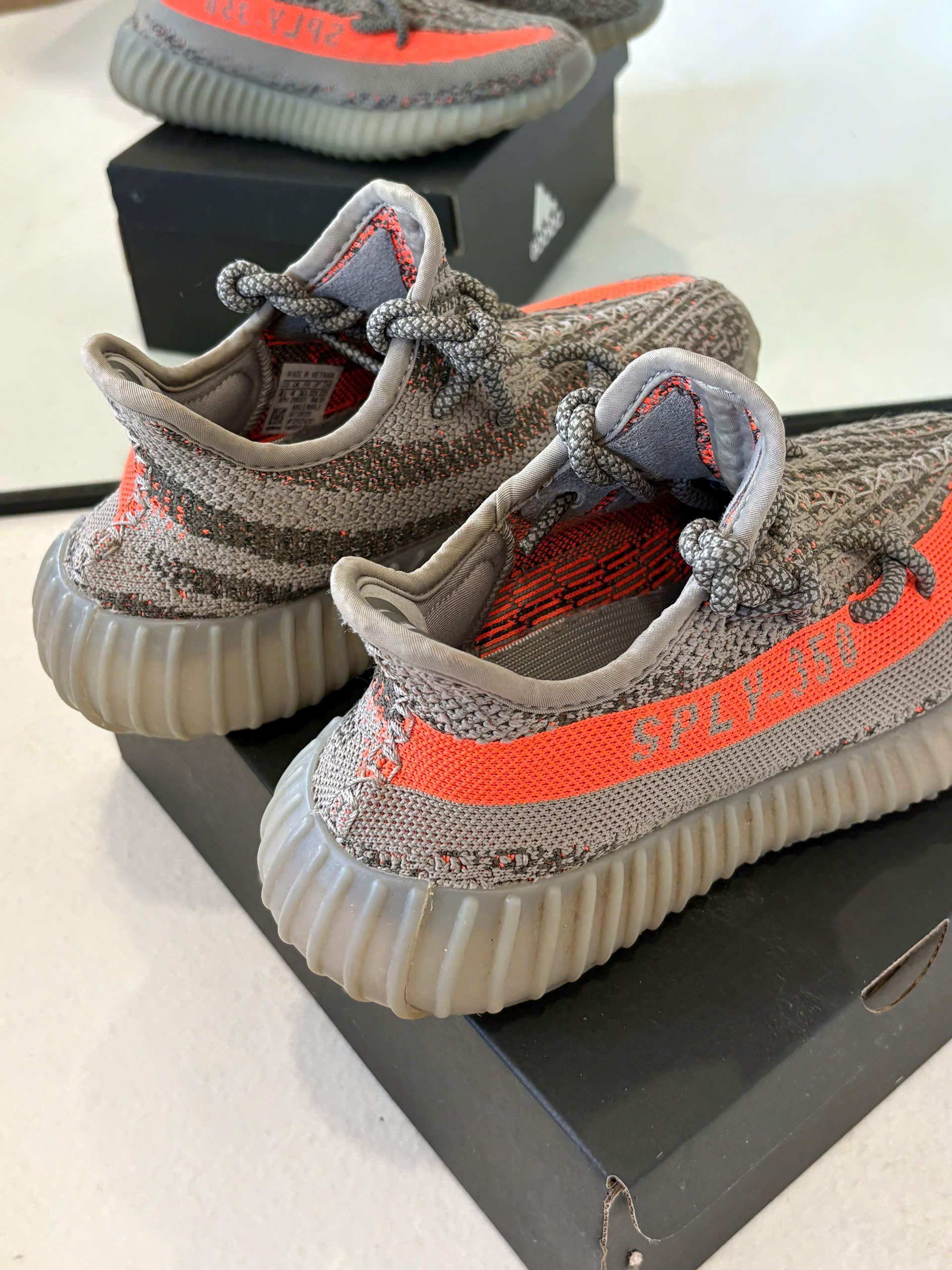 Adidas Yeezy Boost 350 V2 ‘Beluga Reflective’ GW1229_thumbnail_2