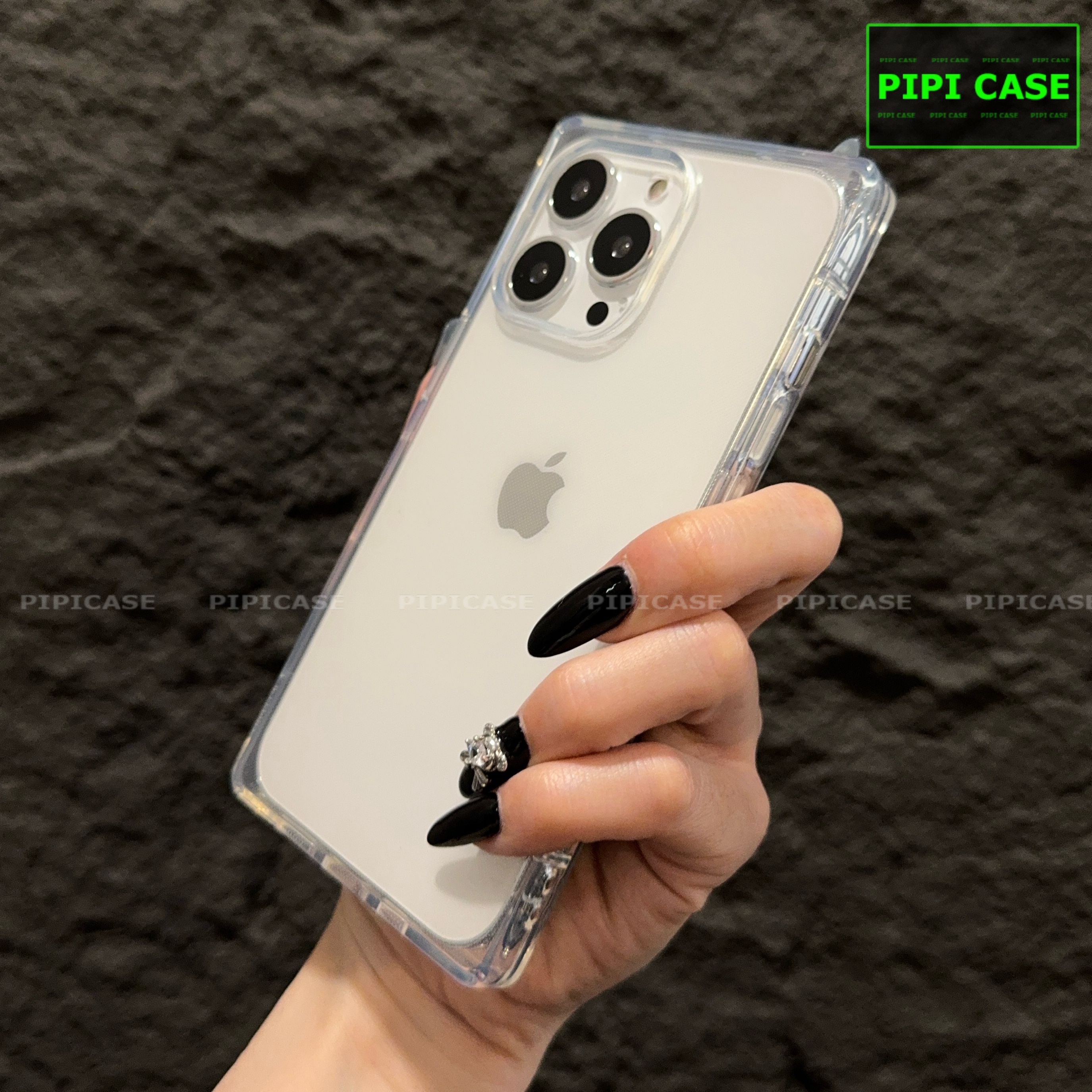 Ốp Lưng iPhone 13 Pro - Layla - Trắng