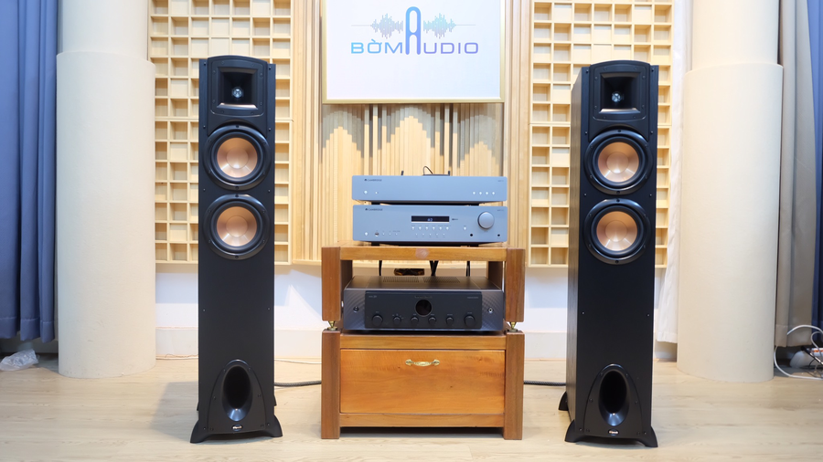 Hình ảnh chụp thực tế Combo Amply Cambridge AXR 100+ Cambridge AXN10 +  Loa cột Klipsch F200 – B75 tại Bờm Audio.