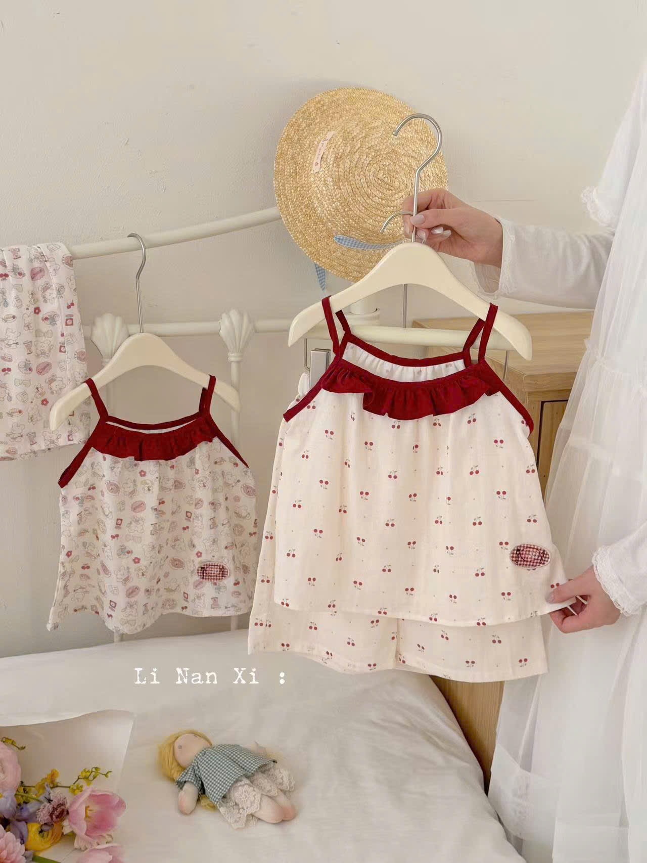 V33 - Set đồ bộ 2 dây đỏ cổ bèo hãng Linanxi