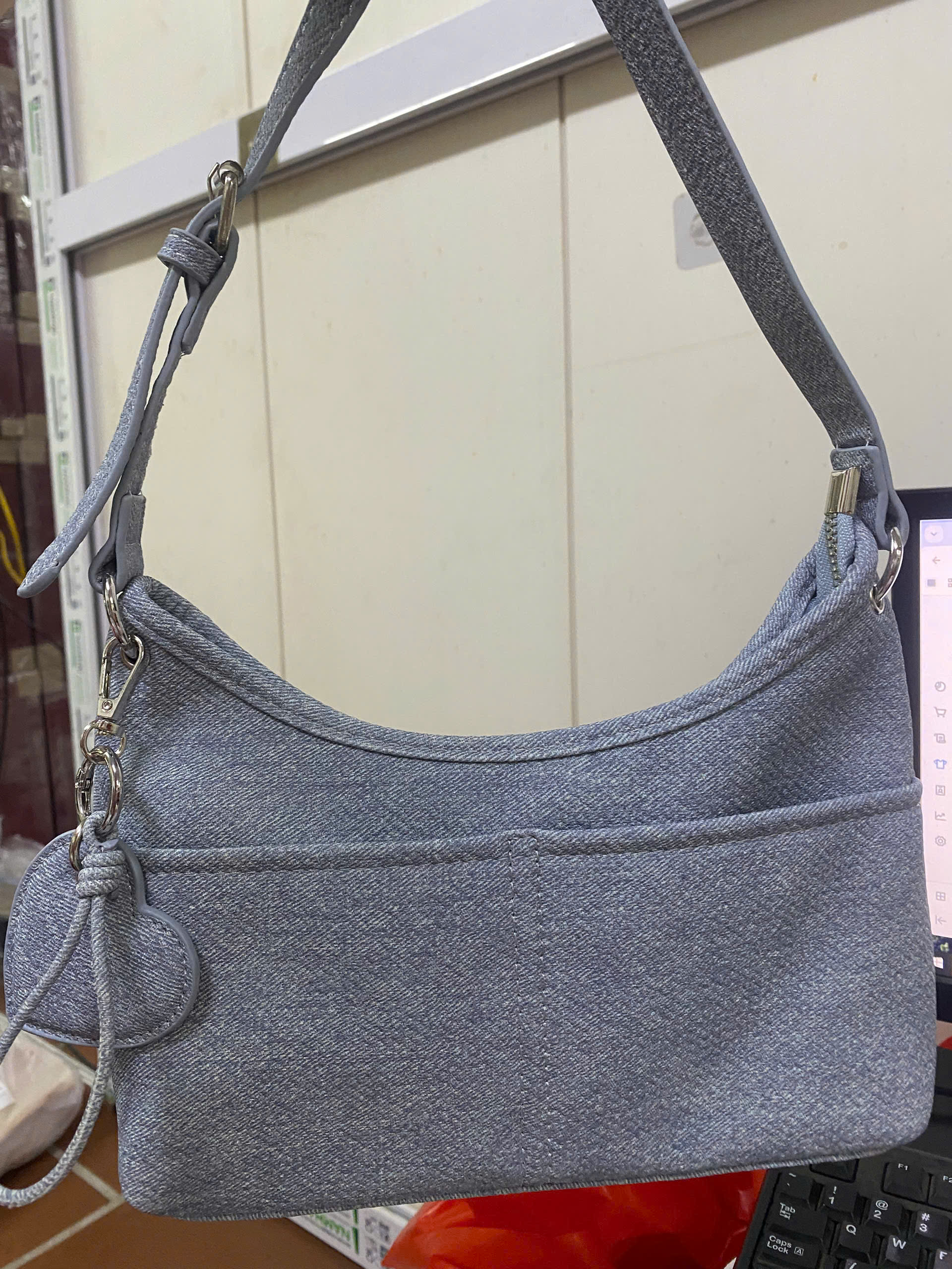 Túi QC kẹp nách size25 6193