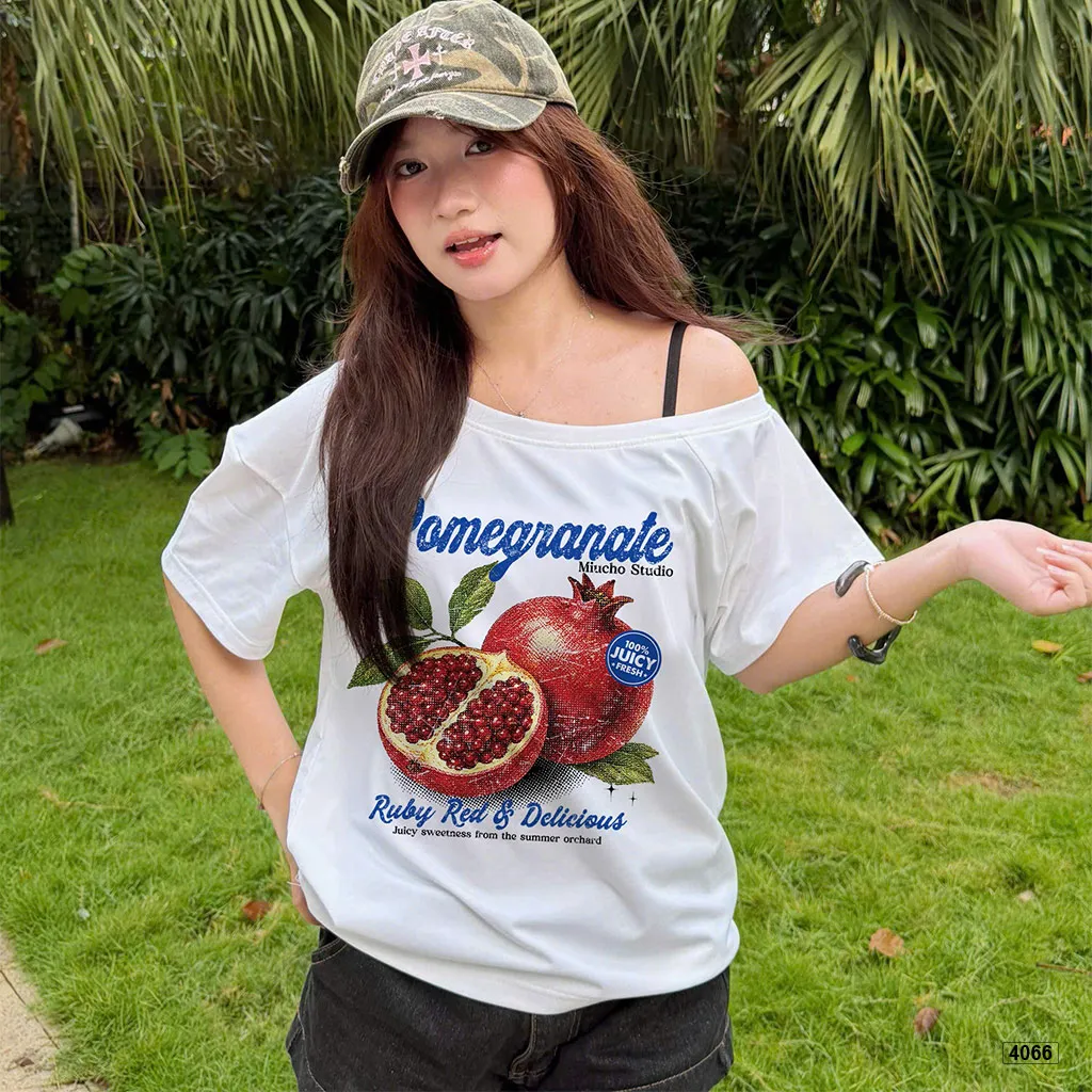 Áo thun nữ lệch vai form rộng Juicy Miucho 4066_thumbnail_6