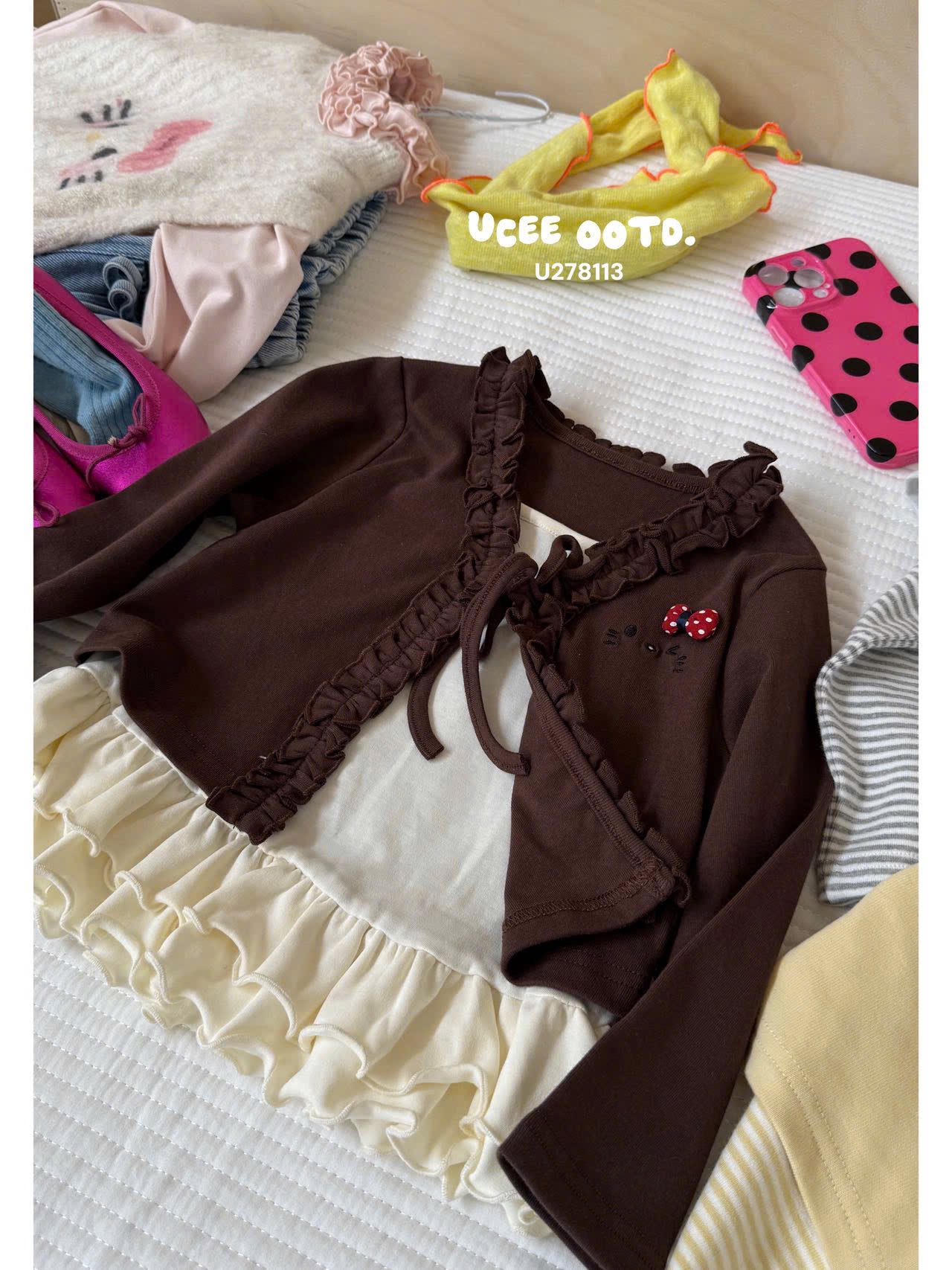UC27 - Set áo thun trắng kèm khoác mỏng màu nâu UCEE 278113