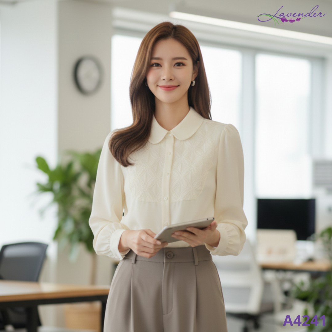 Áo sơ mi lụa kem phối ren A4242
