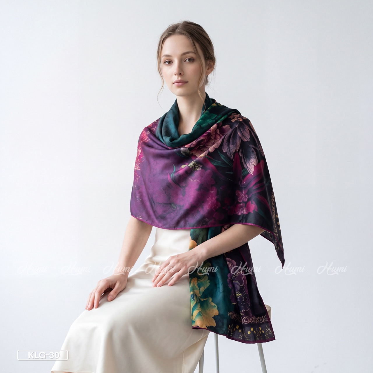 KHĂN LỤA GẤM CAO CẤP (KLG-30)_thumbnail_3