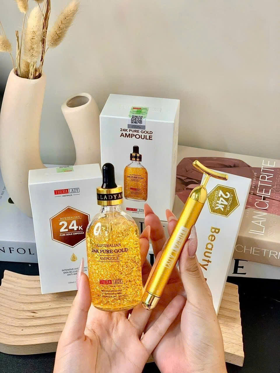 Tinh chất serum vàng 24k Úc + tặng kèm thanh lăn nâng cơ mặt_thumbnail_2