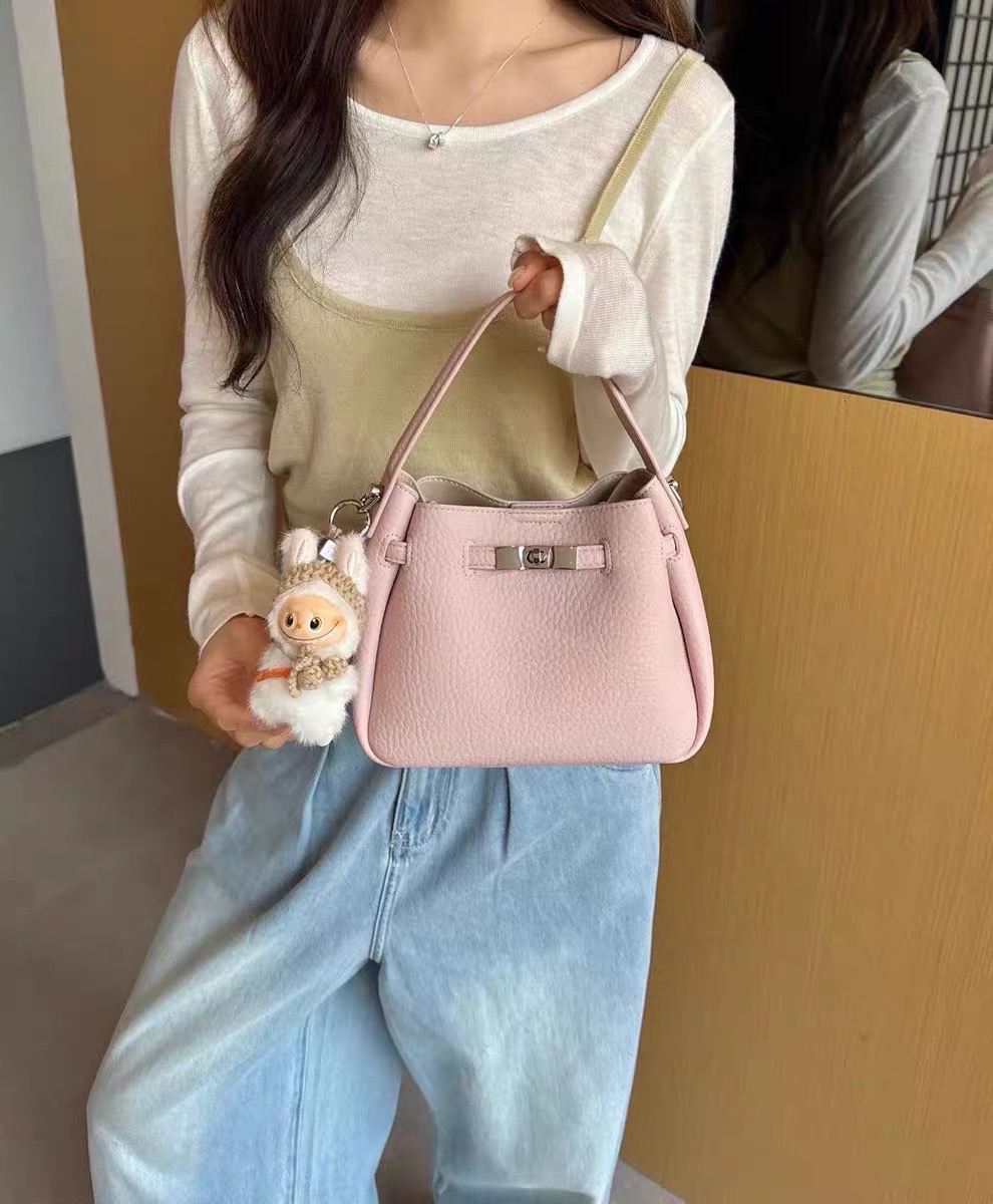 HỒNG
