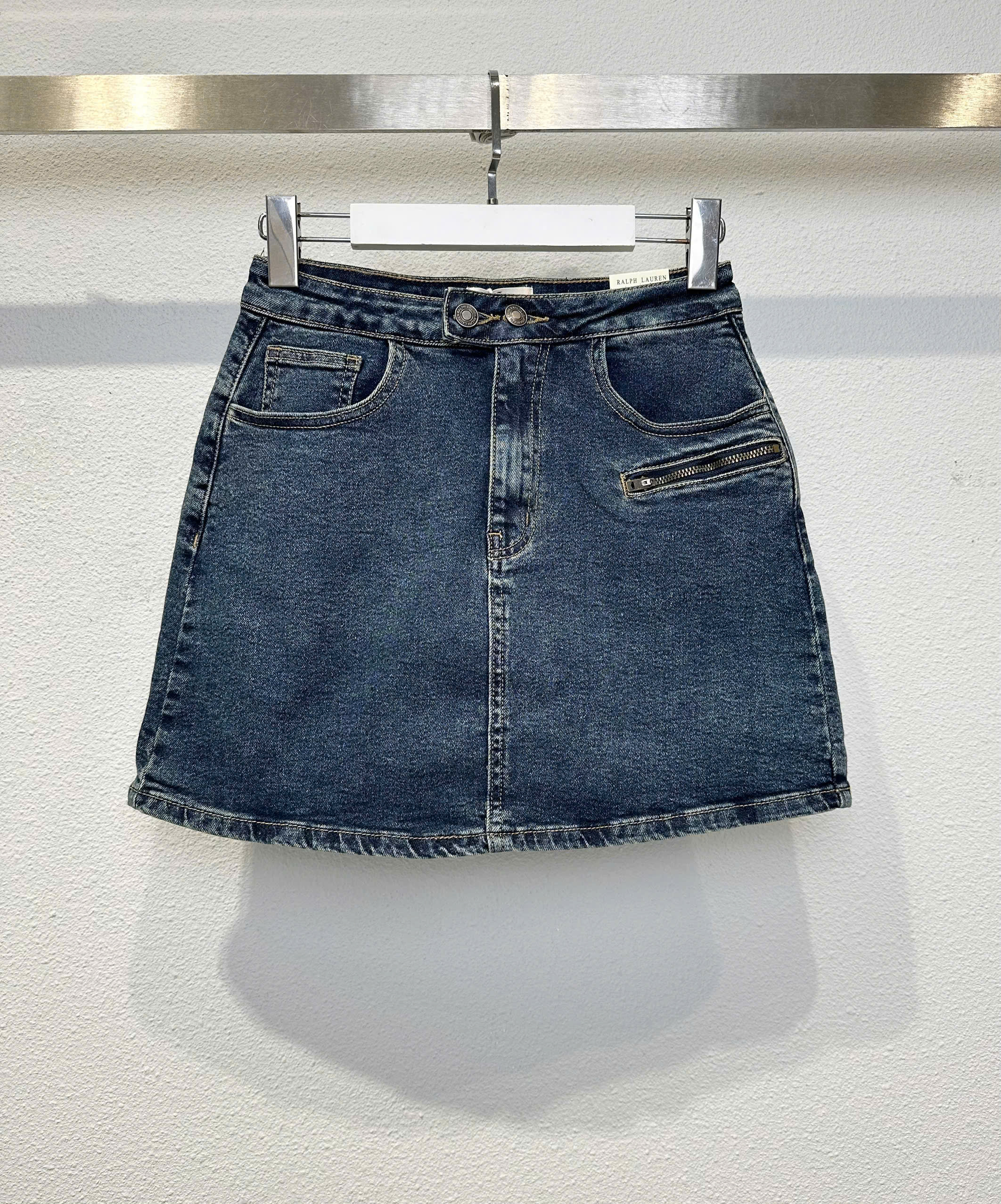 S10 - Chân váy jean ngắn