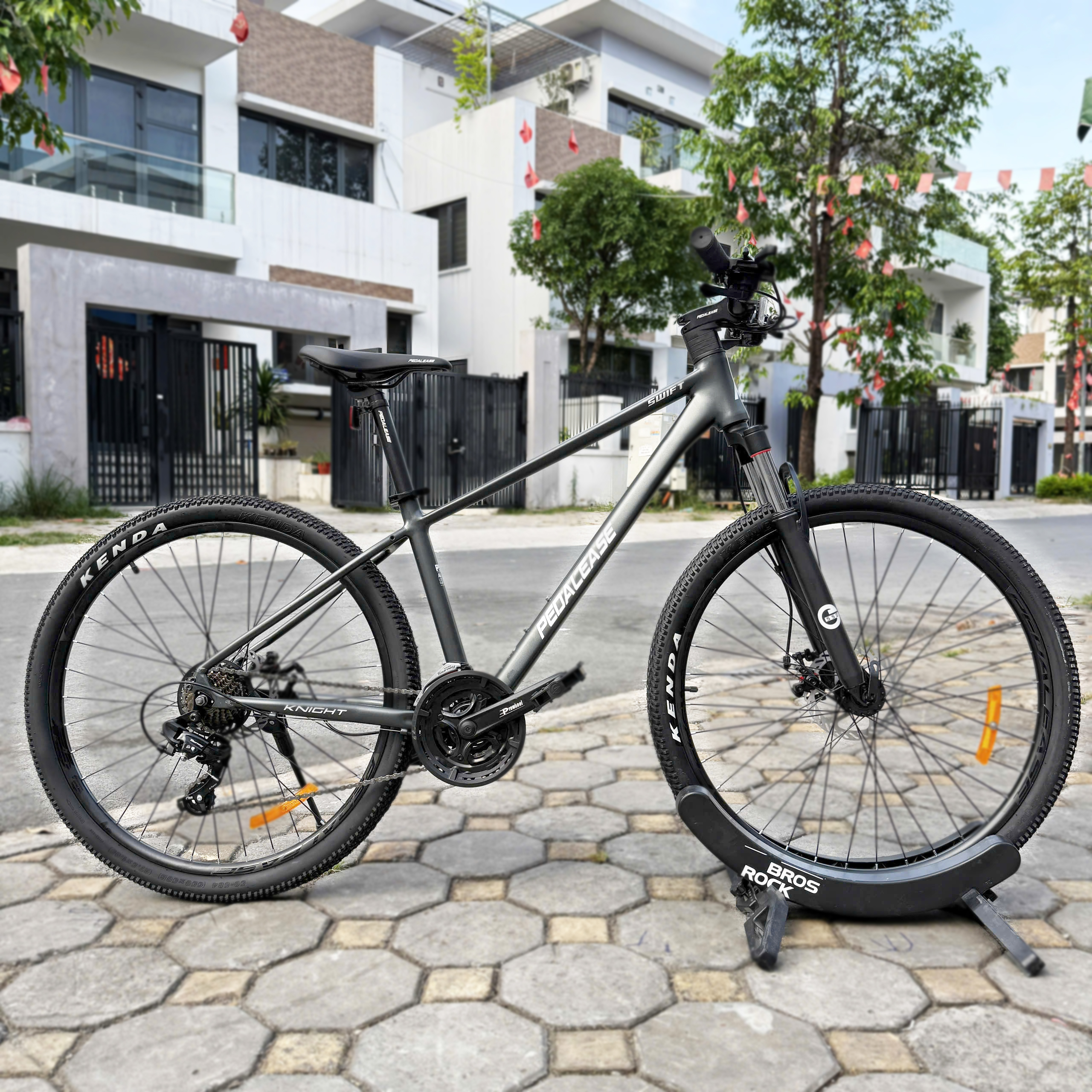 PEDALEASE P550
