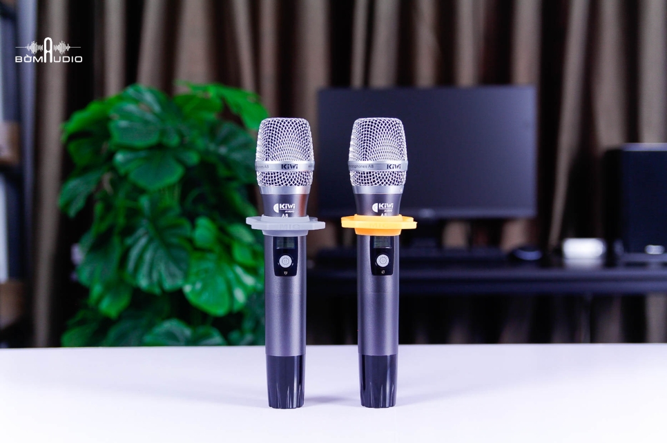 Cảm biến gia tốc 