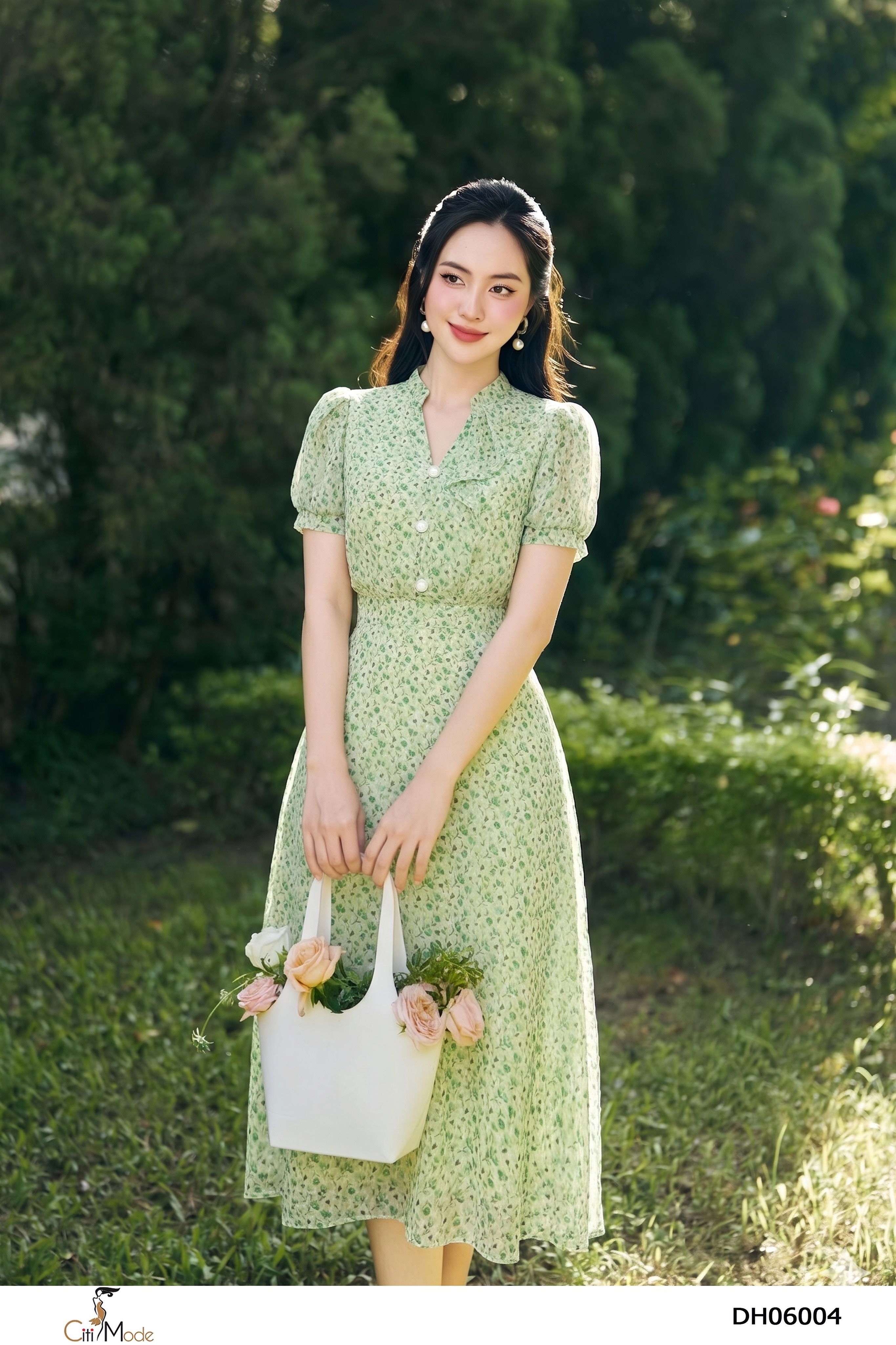 Đầm xòe hoa xanh cổ V tàu bèo tay ngắn_thumbnail_6