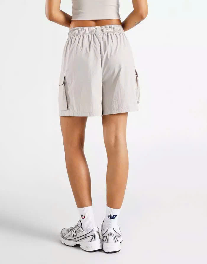 Q417 QUAN NU NB_thumbnail_2