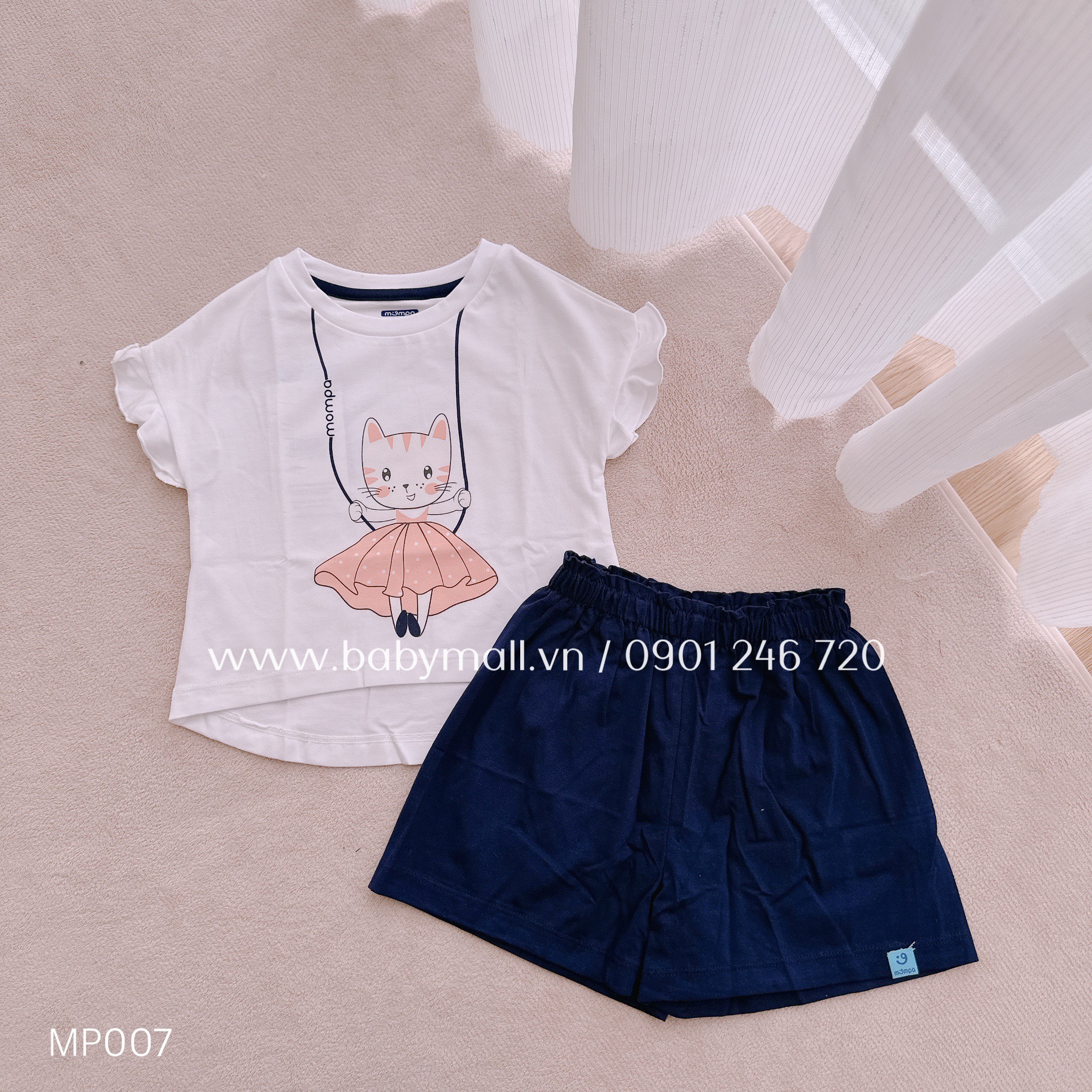 SALE (KO ĐỔI TRẢ)-  Bộ Kids cộc bé gái Mompa