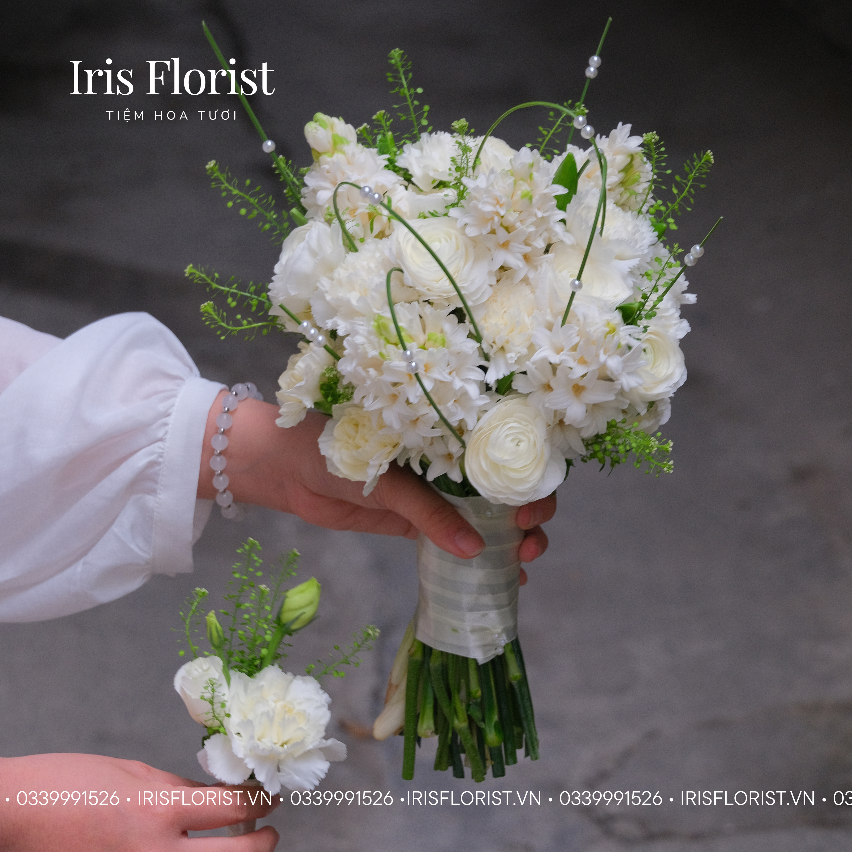 Bó hoa cưới Dạ lan hương mix mao lương trắng