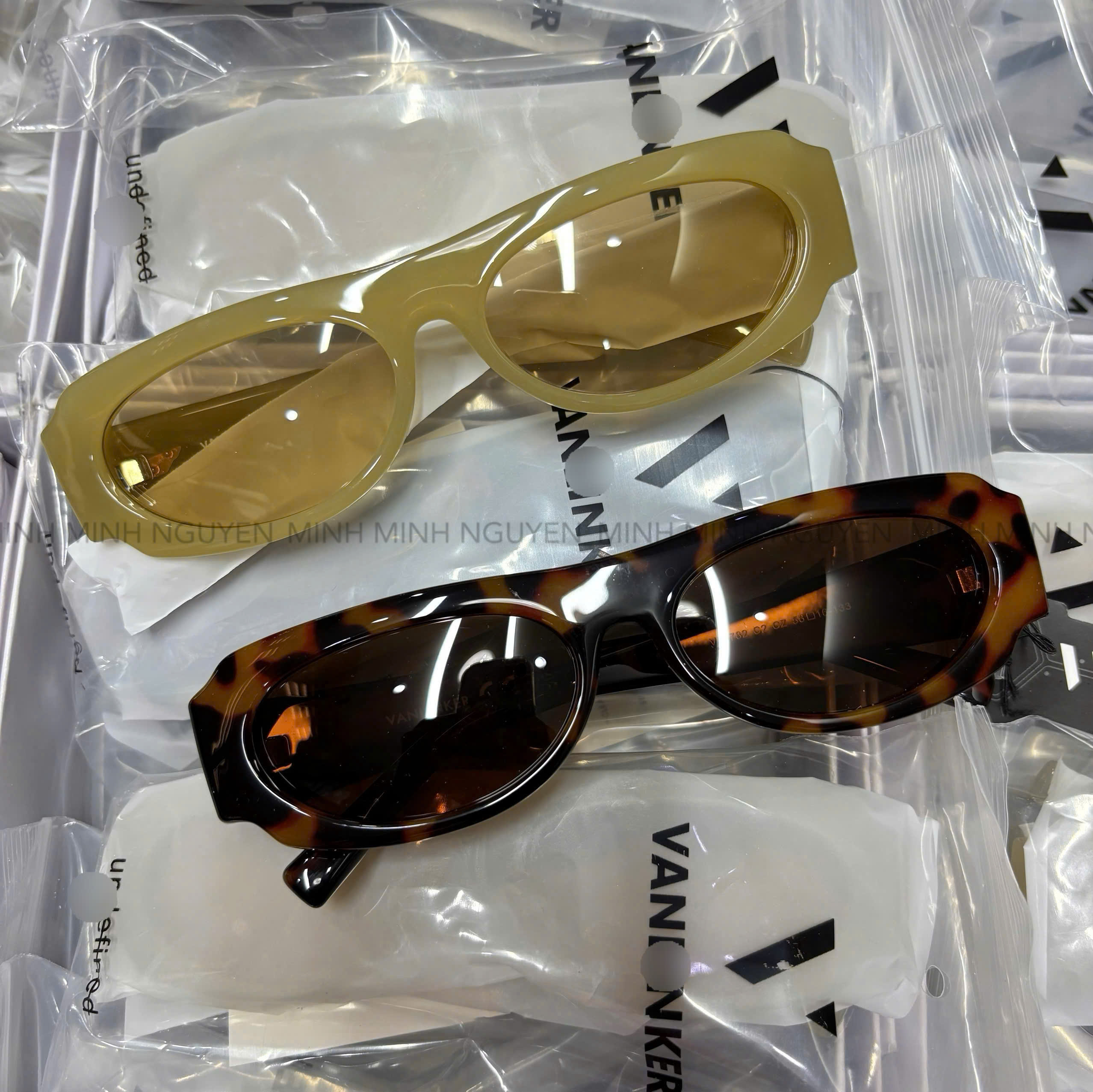 MAT KINH VANLINKER_thumbnail_6