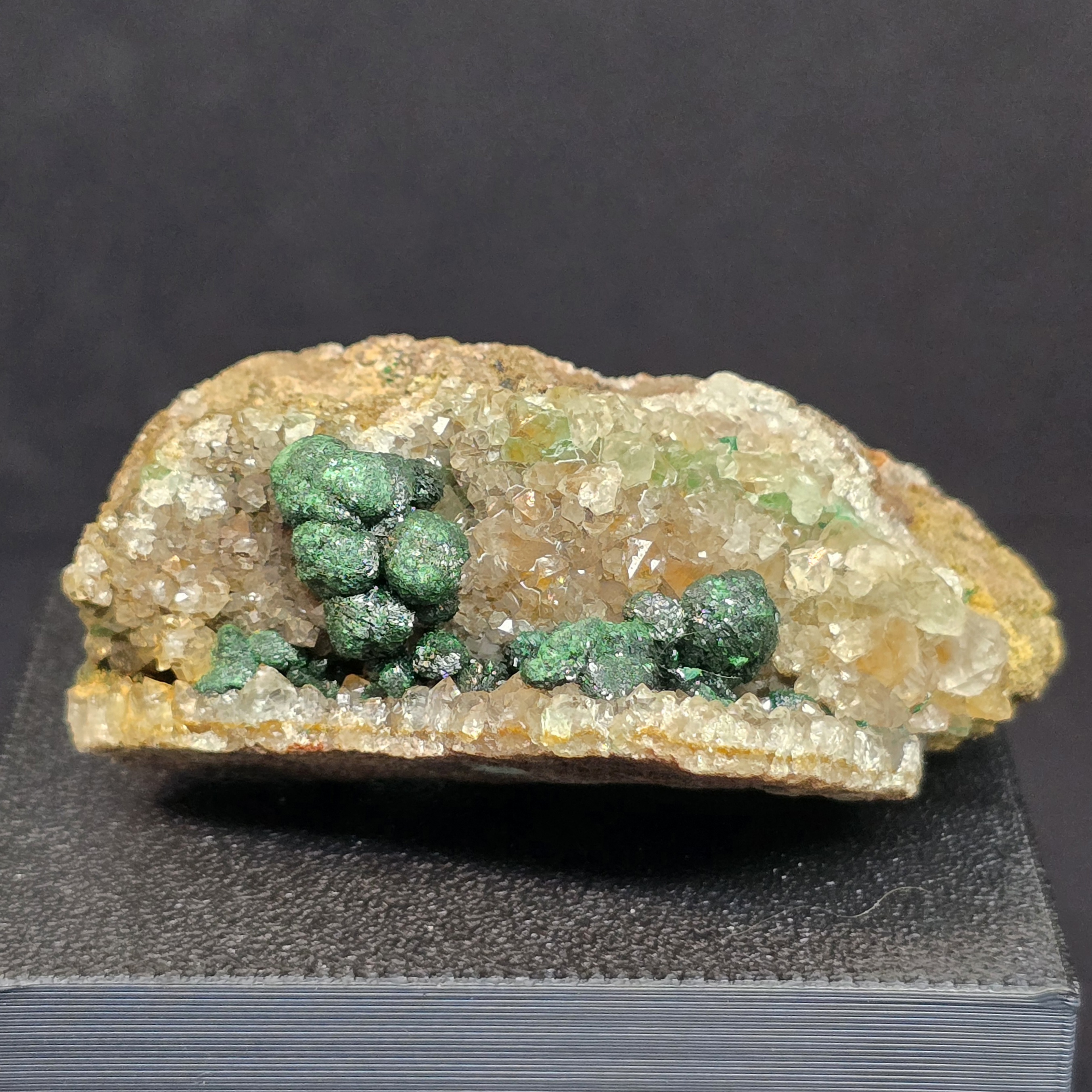 Malachite Dáng Tròn Cộng Sinh Thạch Anh - Congo_thumbnail_7