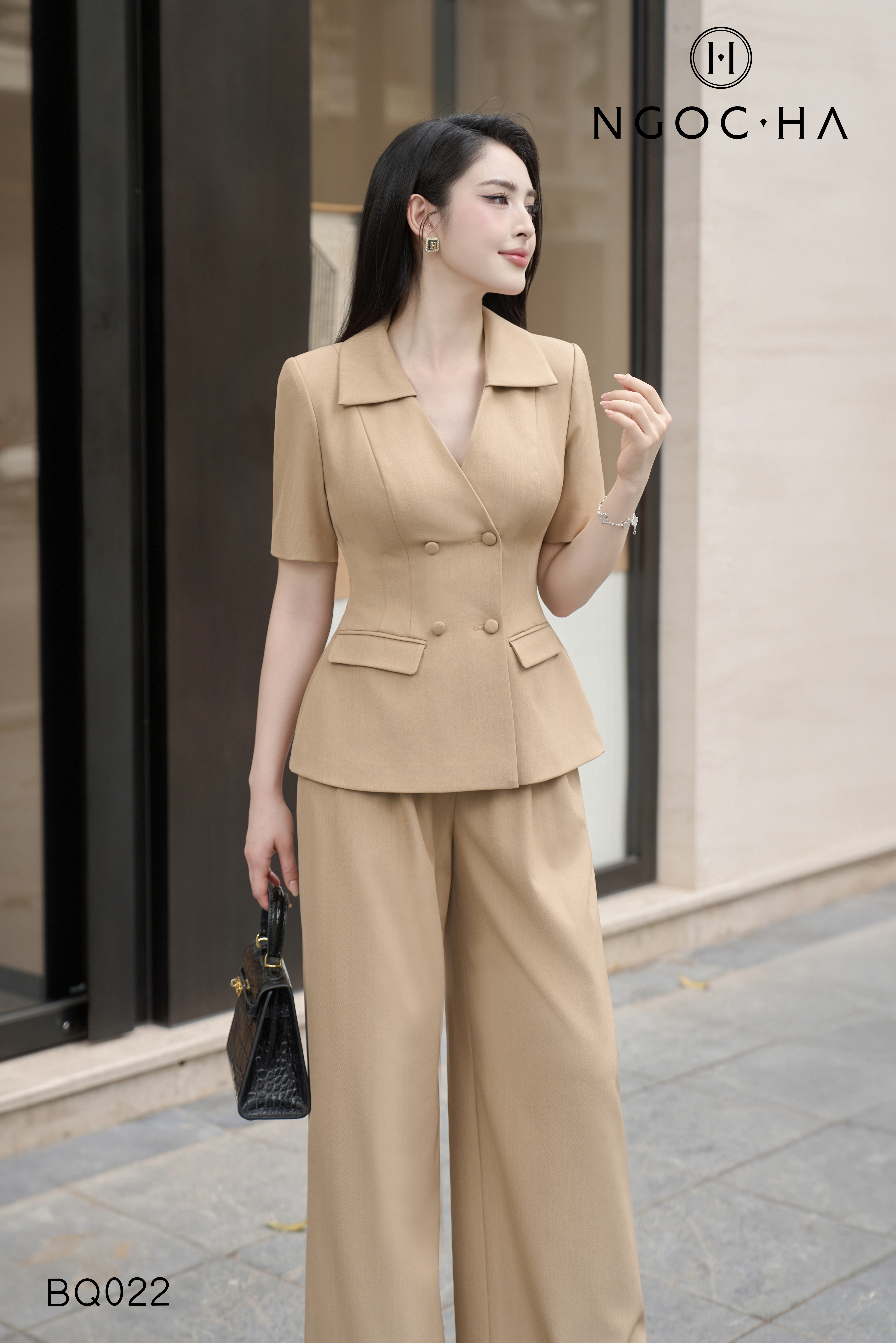 Maika Set _  Set Vest Chiết Eo Cổ V  Quần Suông Màu Bee Ngắn Tay BQ022