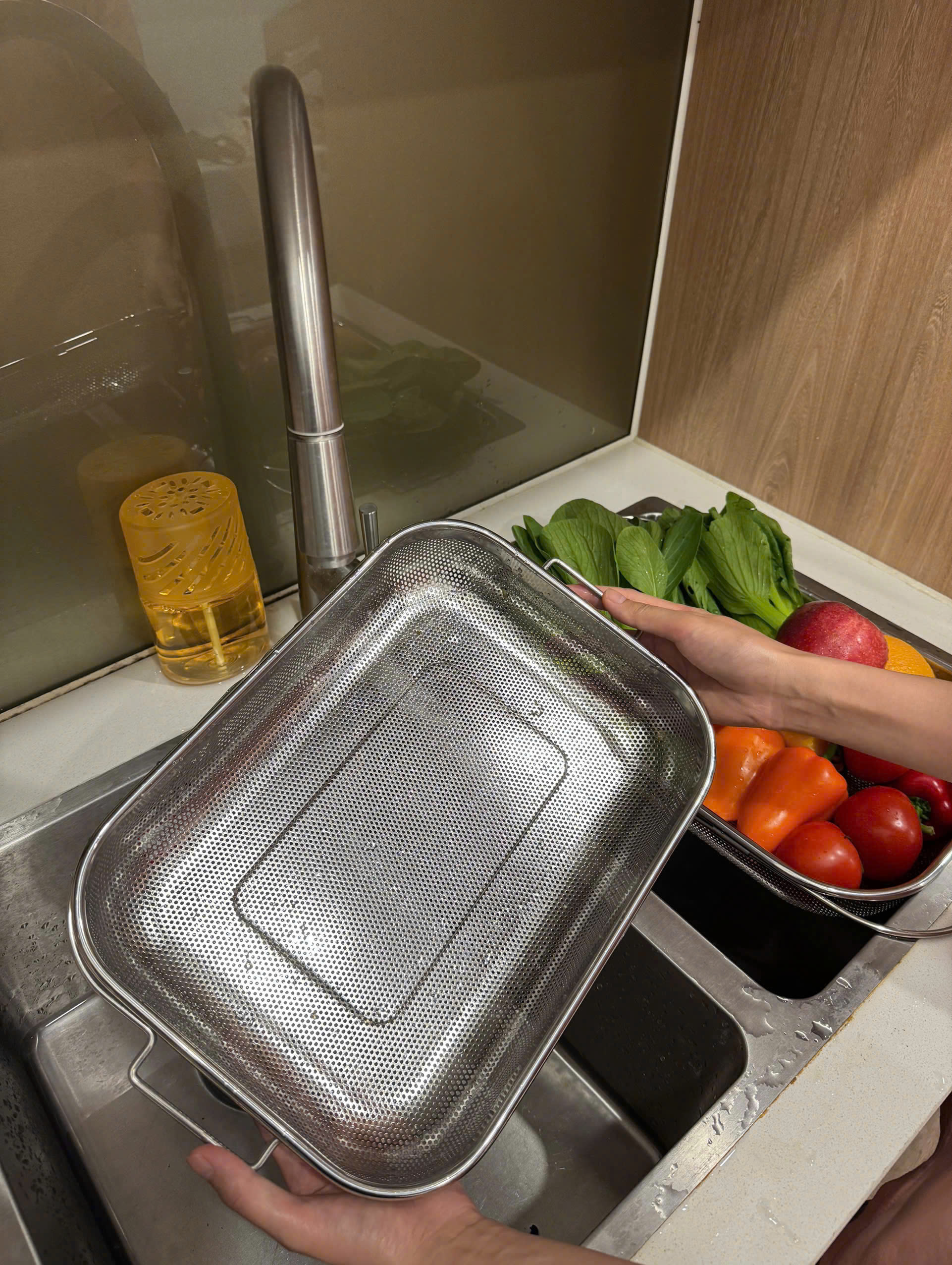 Rổ Inox Gác Bồn Rửa Chén_thumbnail_2