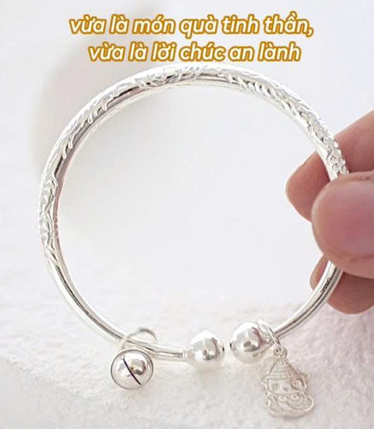 B40 - Vòng cua chạm rồng khắc tên (chưa gồm charm)