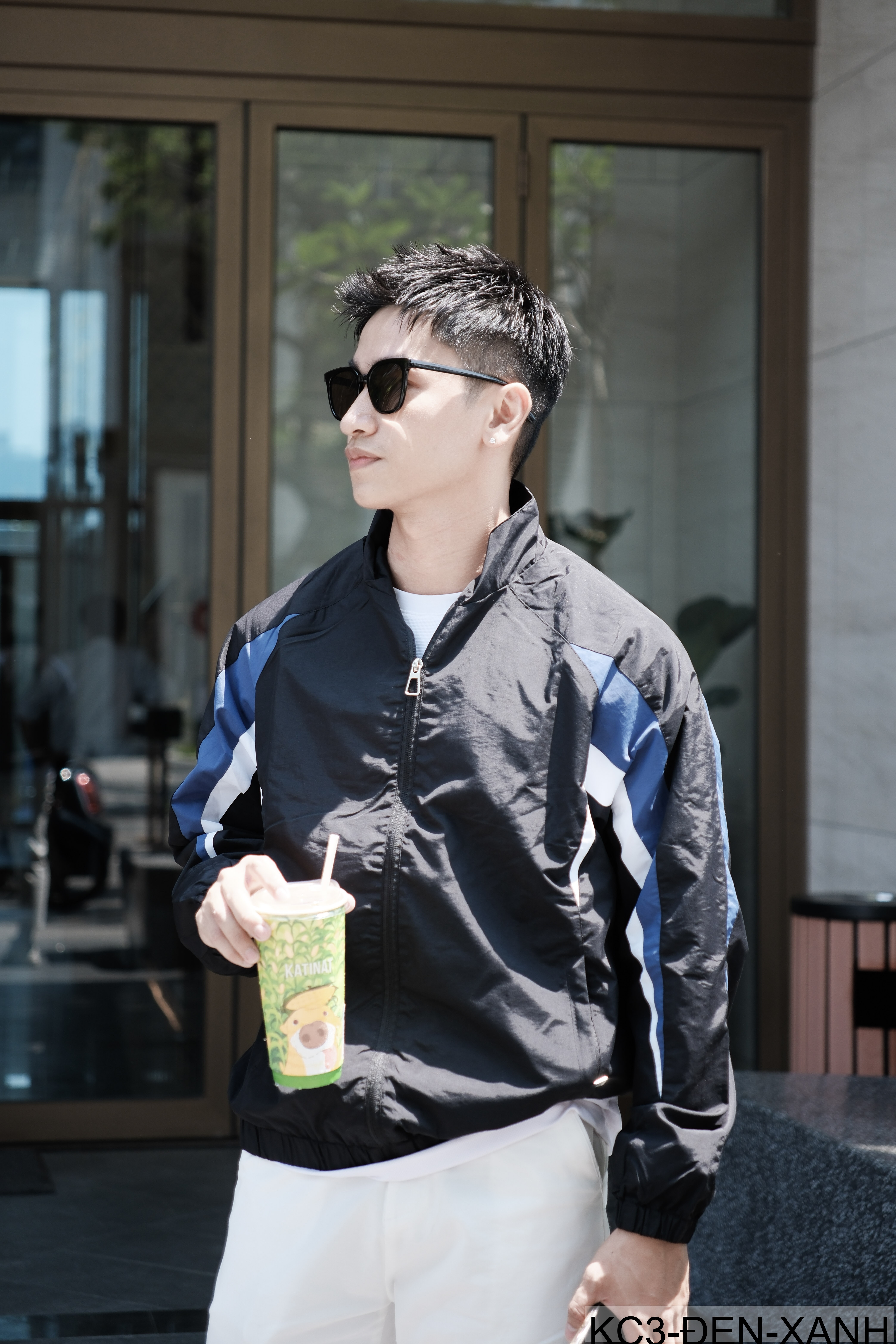 KC3 - Áo khoác nam cổ đứng phối màu năng động, chất polyester thoáng mát, form regular phù hợp xuân thu_thumbnail_4