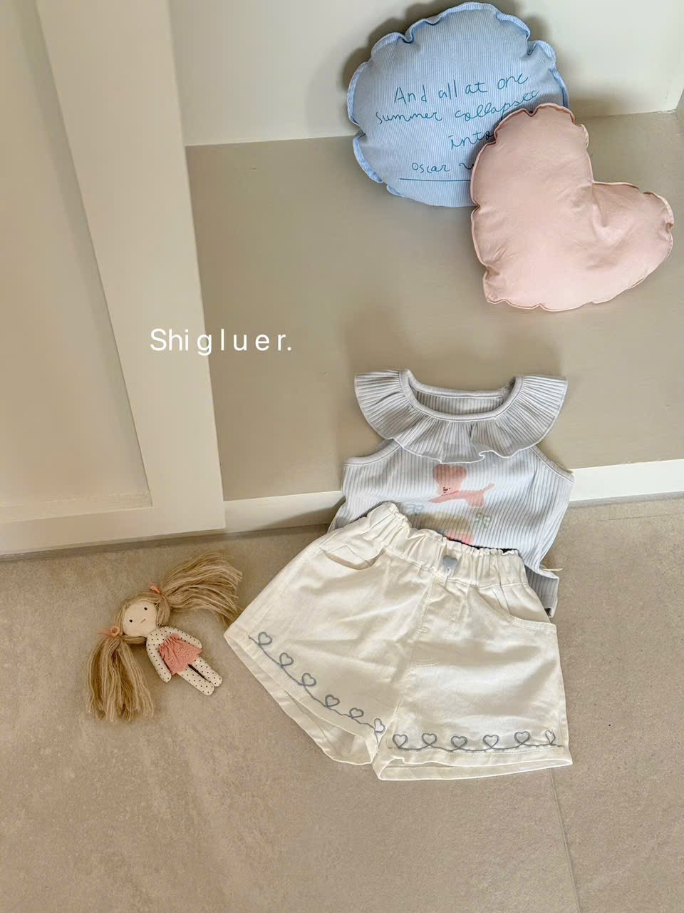 SG14 - Quần short kaki trắng gấu thêu trái tim hãng SG