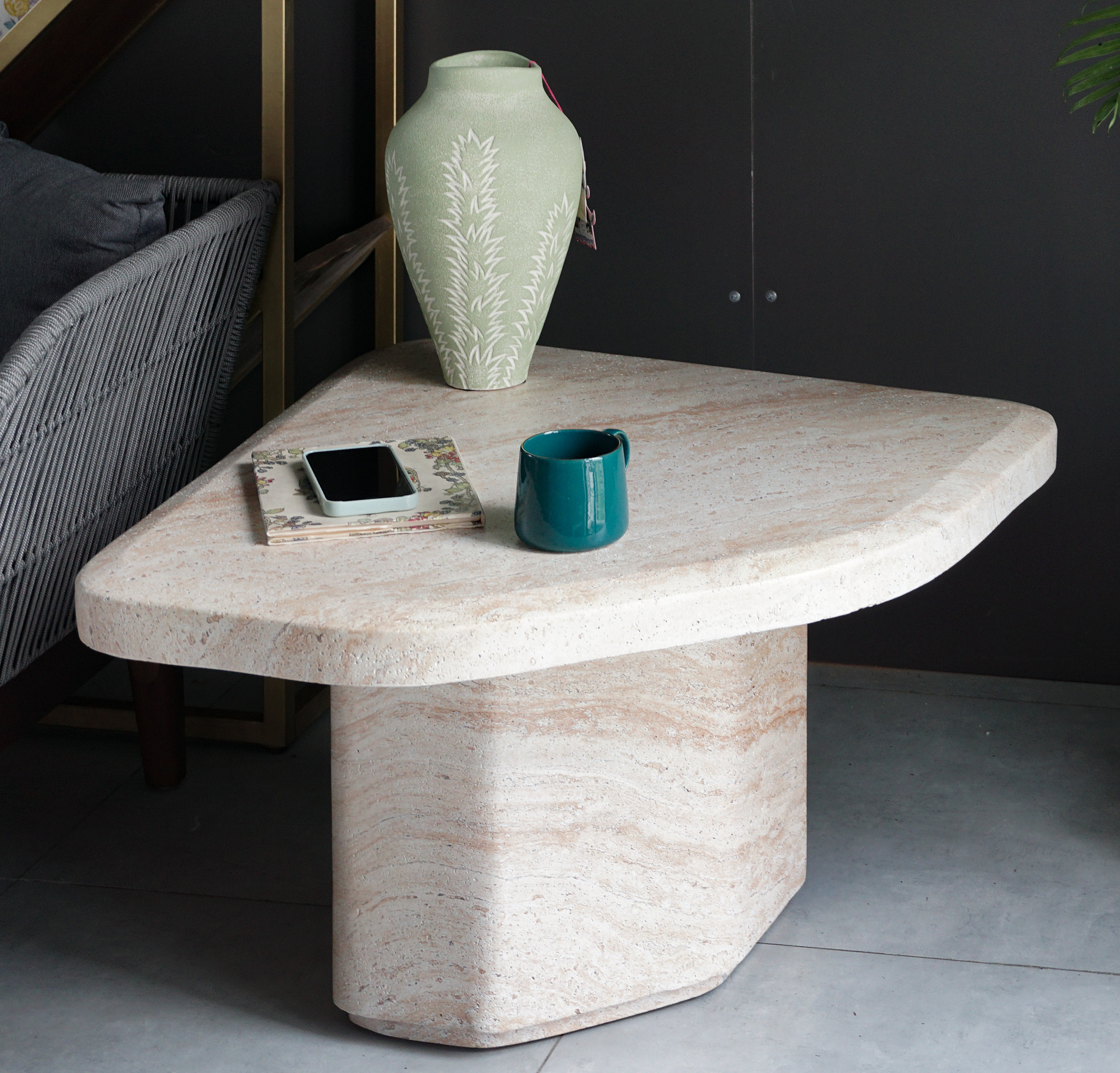 Bàn Trà PLECTRUM TRAVERTINE COFFEE TABLE - Đá Xi Măng_thumbnail_2