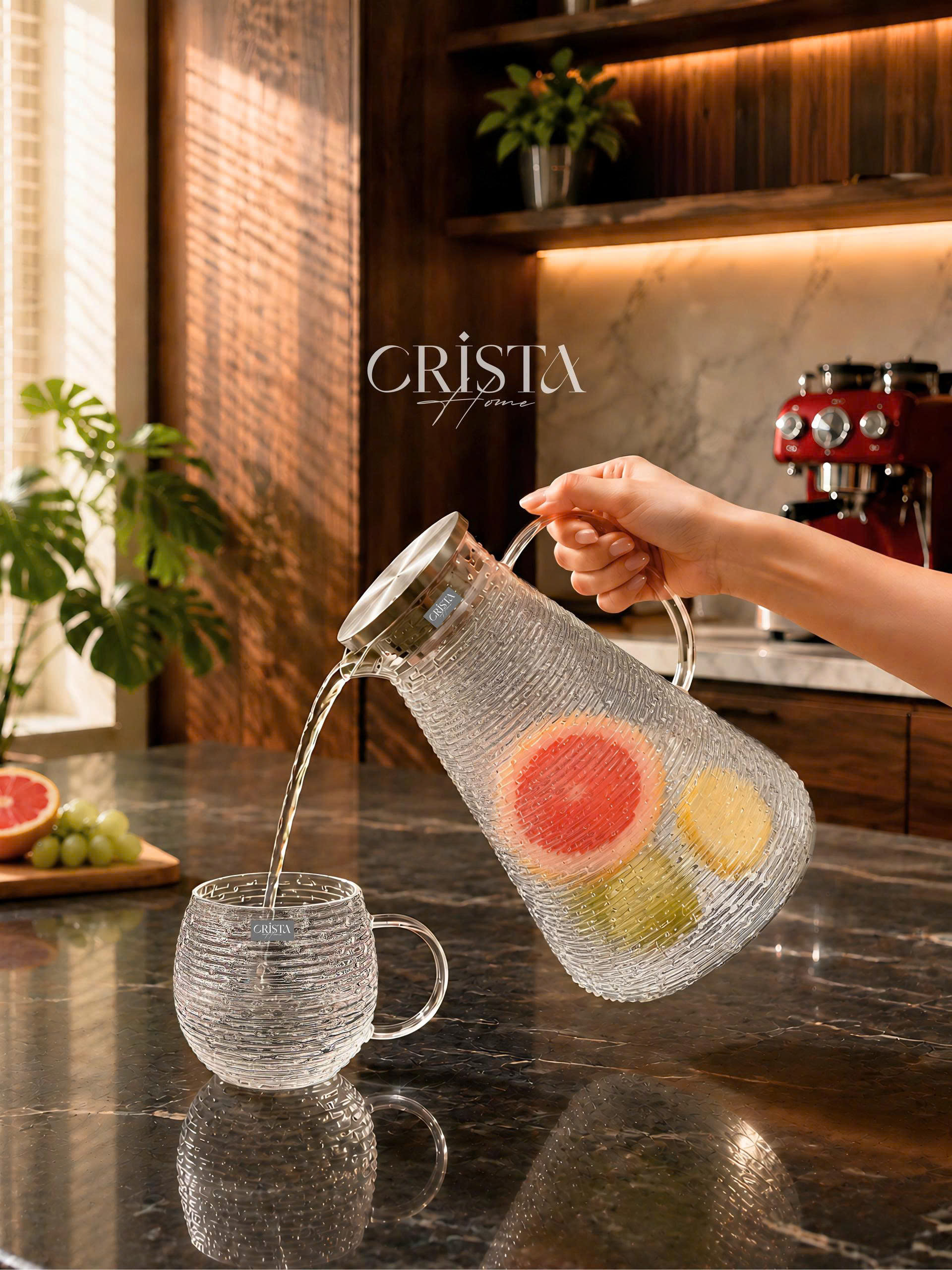 Bình thủy tinh họa tiết vân ngang 2L CRISTA HOME