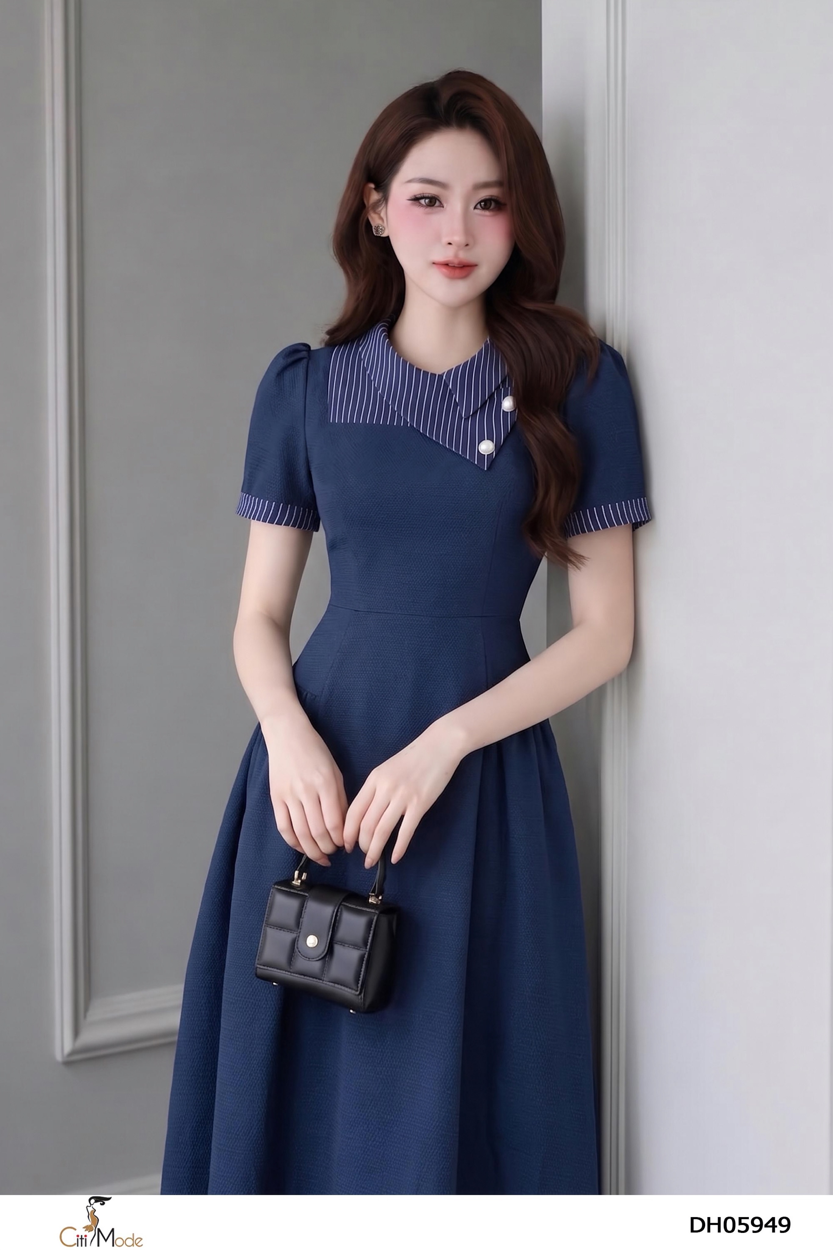 Đầm xòe tím than phối kẻ cổ cách điệu tay ngắn_thumbnail_3
