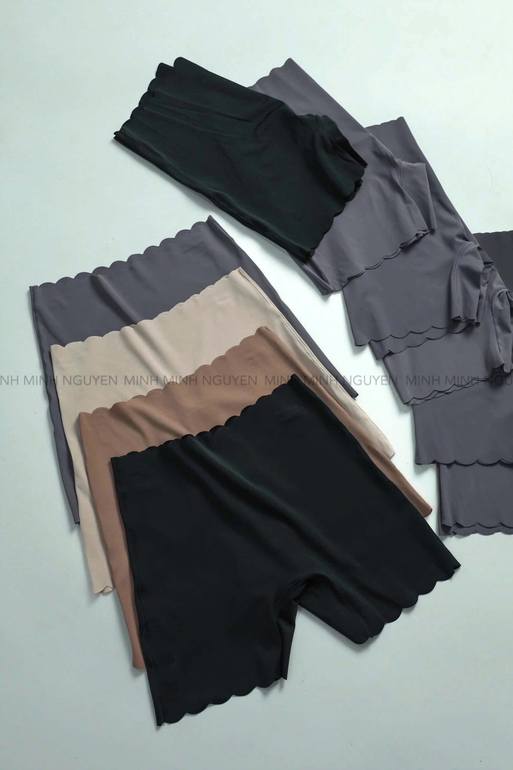 SET QUAN GEN (2C )