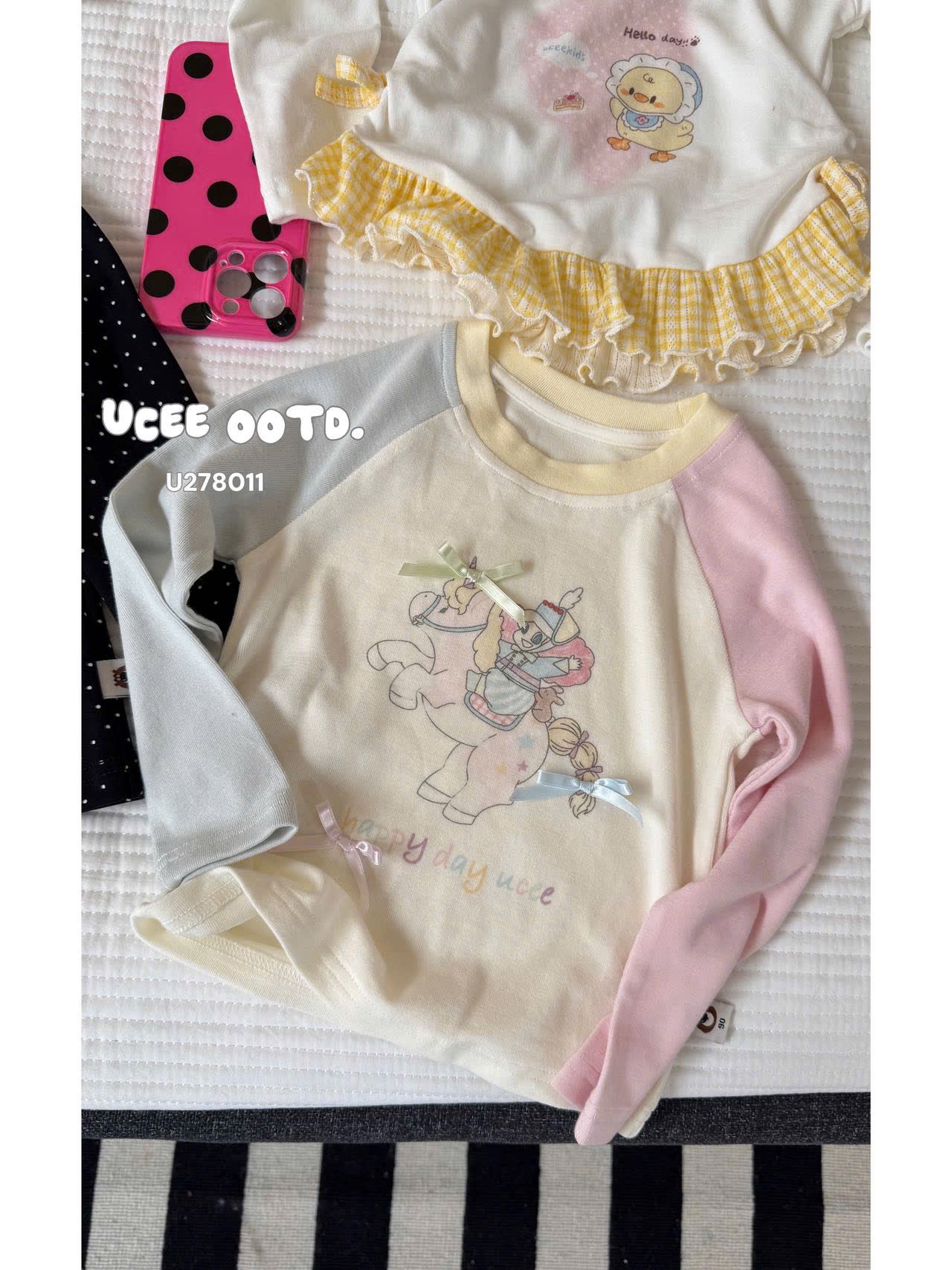 UC29 - Áo thun tay 2 màu hoạ tiết đáng yêu UCEE 278011